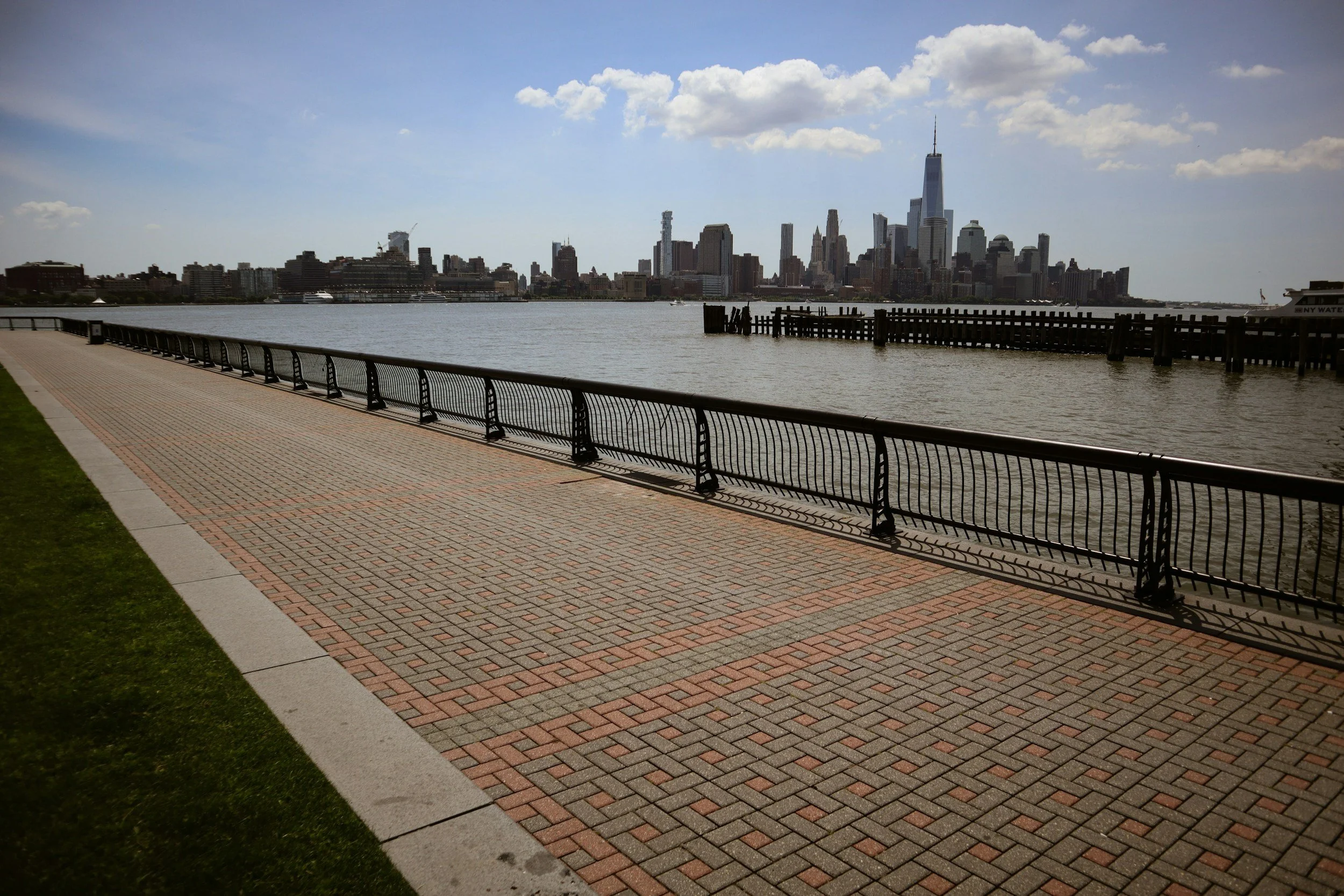 walking path along the hudson river in hoboken, NJ