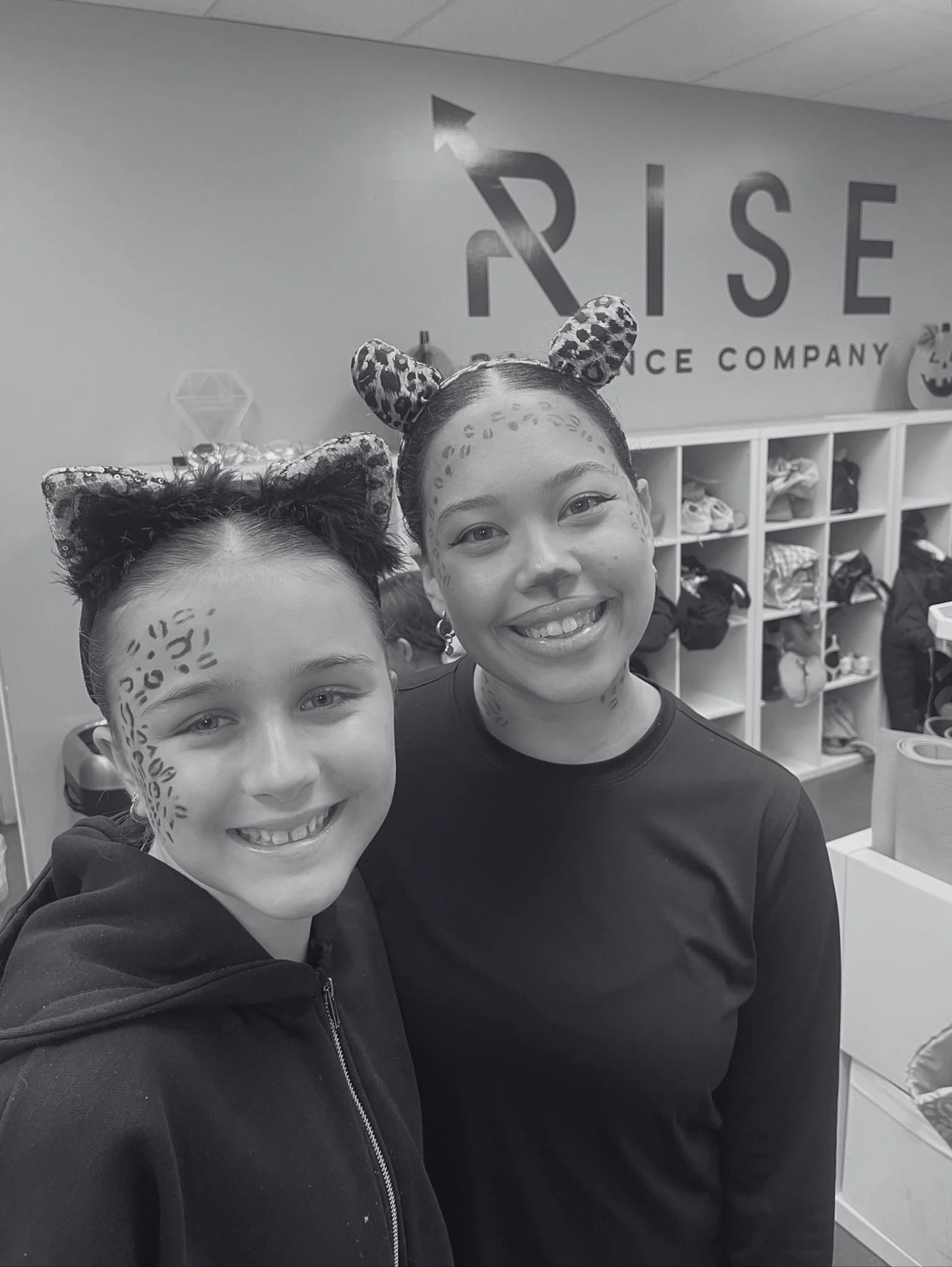 Hallo-week 2025!! 🎃☠️

We had such a fun week dressing up with everyone and your costumes blew us away! 

Wishing all of our dancers a fun and safe Halloween!! Reminder that there are no classes tonight (Friday October 31st). See you tomorrow!❤️

#h