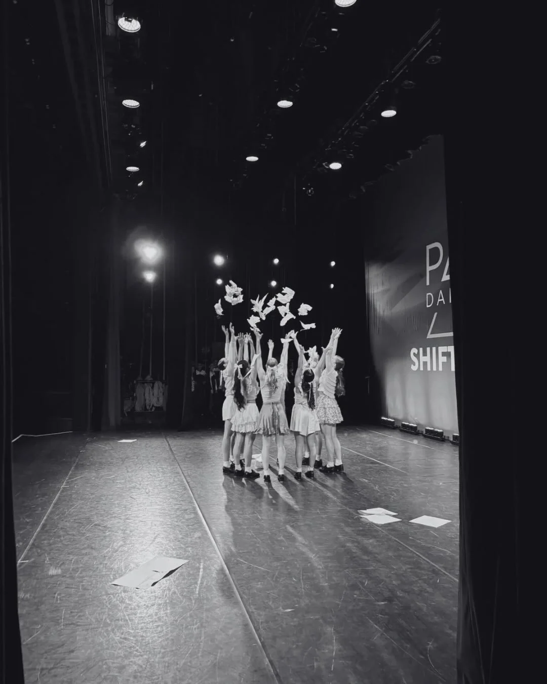 Just a few pics from our amazing time at @paradymdancechallenge !! Dancers, we are so proud of each and every one of you for going on stage and giving it your all every single time❤️ 

Massive thank you to the whole Paradym team for such a smooth wee