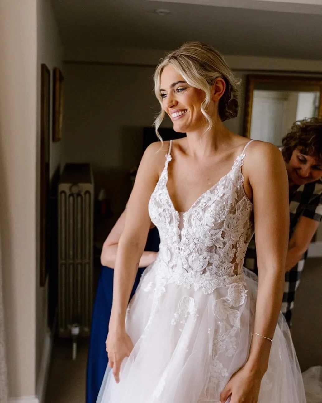 💒🌟💫

Photographer @kathyashdownphotography 
Makeup by me working on behalf of @amanda_steed_makeup x