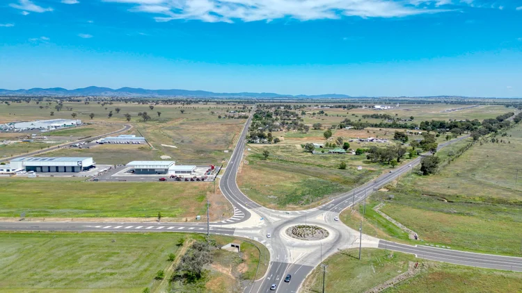 Tamworth Business Park — Hunter Land