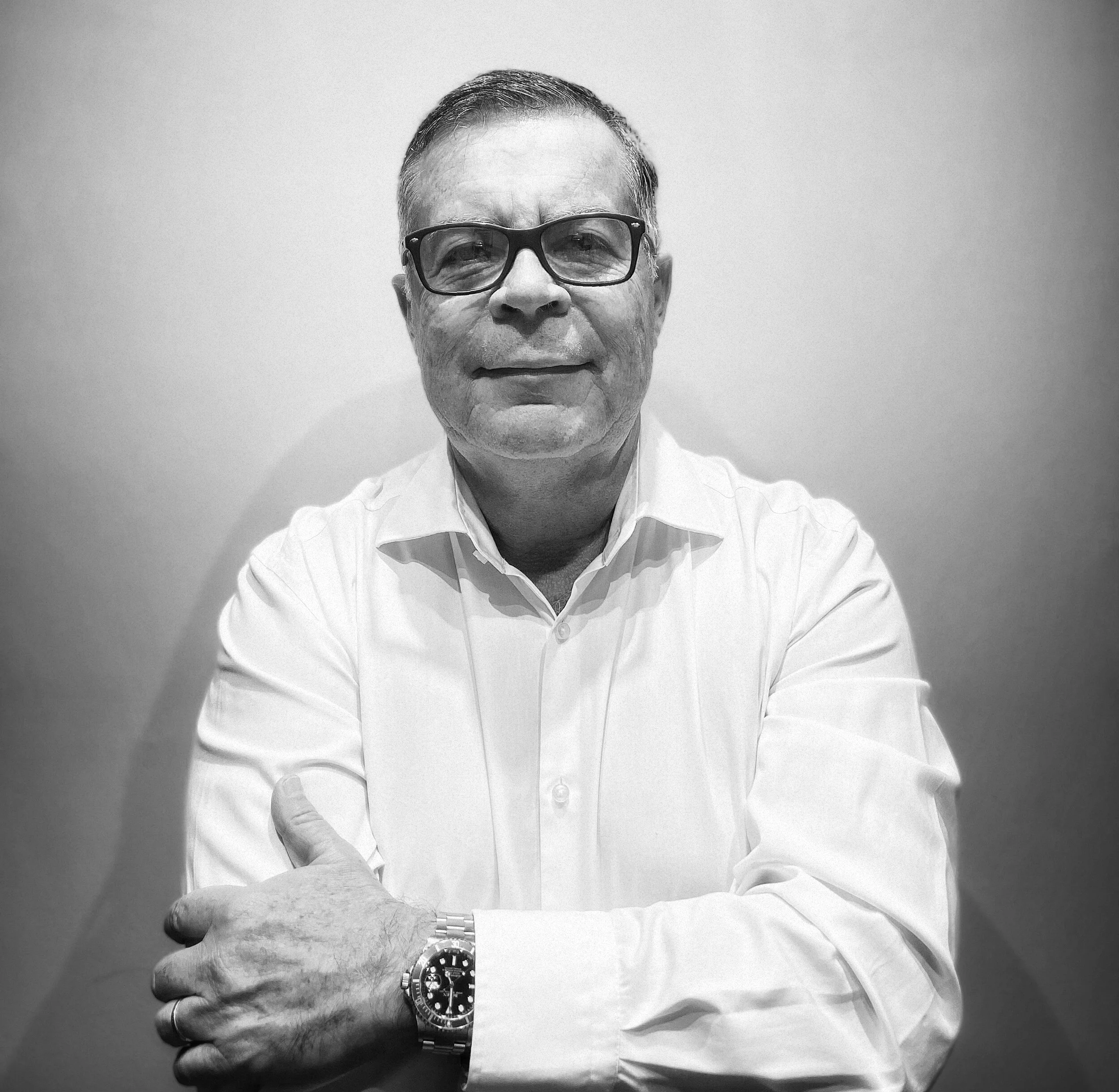 Alvin Ramírez Cruz….Fundador y Presidente ..Founder and President ….