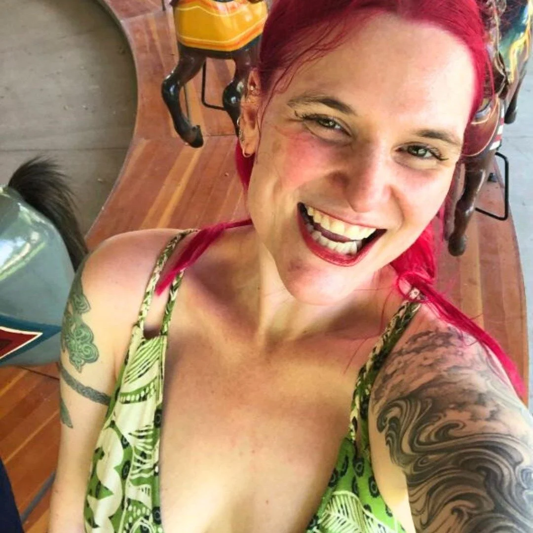 Welp. 2025 was a sweaty mess going around a carousel, huh?!

Genuine cred to everyone who made it through 2025. It's no small accomplishment to have navigated through the current socioeconomic and ethical wasteland we have before us and still retain 