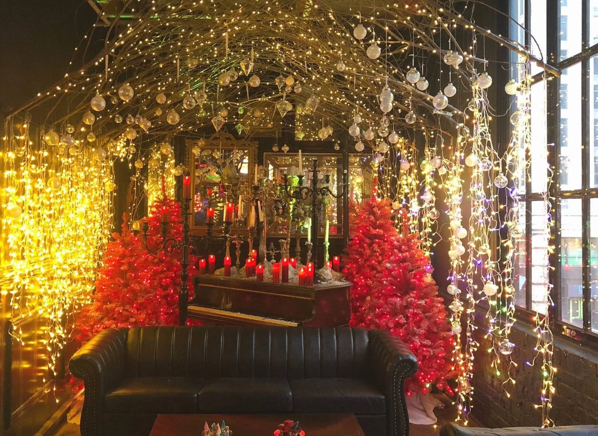 scenic - xmas inn - hubbard inn 15.jpg