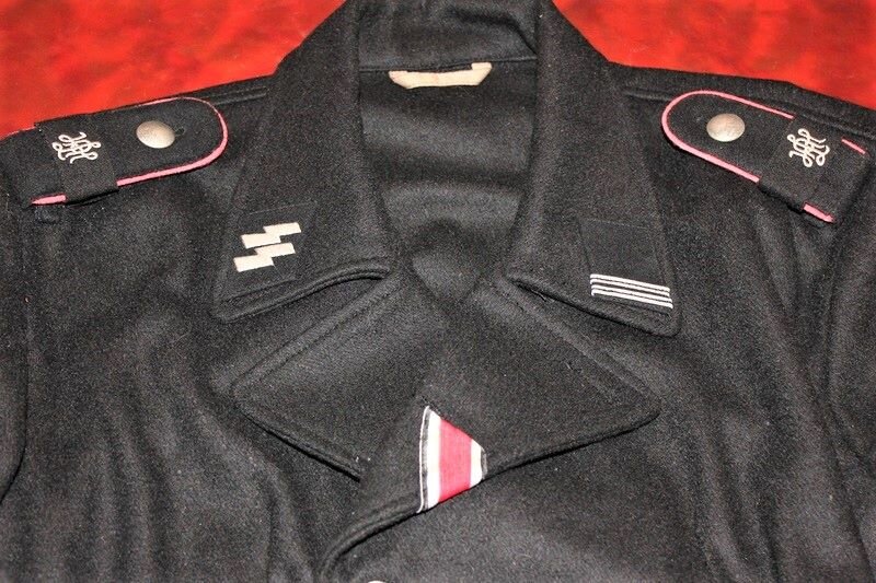 BOB WOLL Pz Uniform (37).jpg