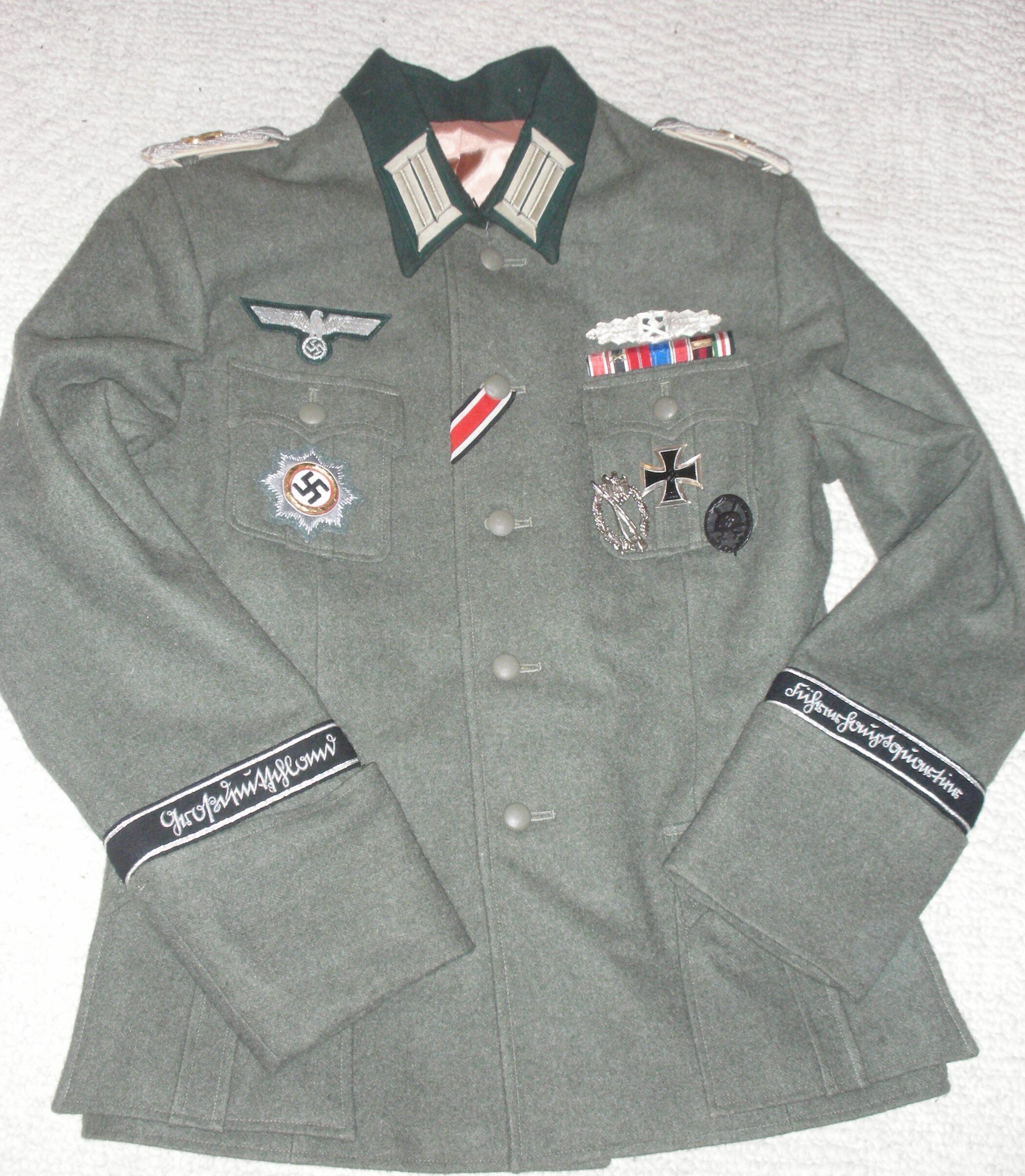 GD. Fuhrer Guard_Major (2 titles)  (2).JPG
