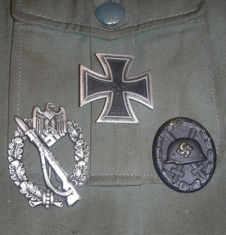 GD. Fusilier Rgt. Summer-Uniform (129).JPG