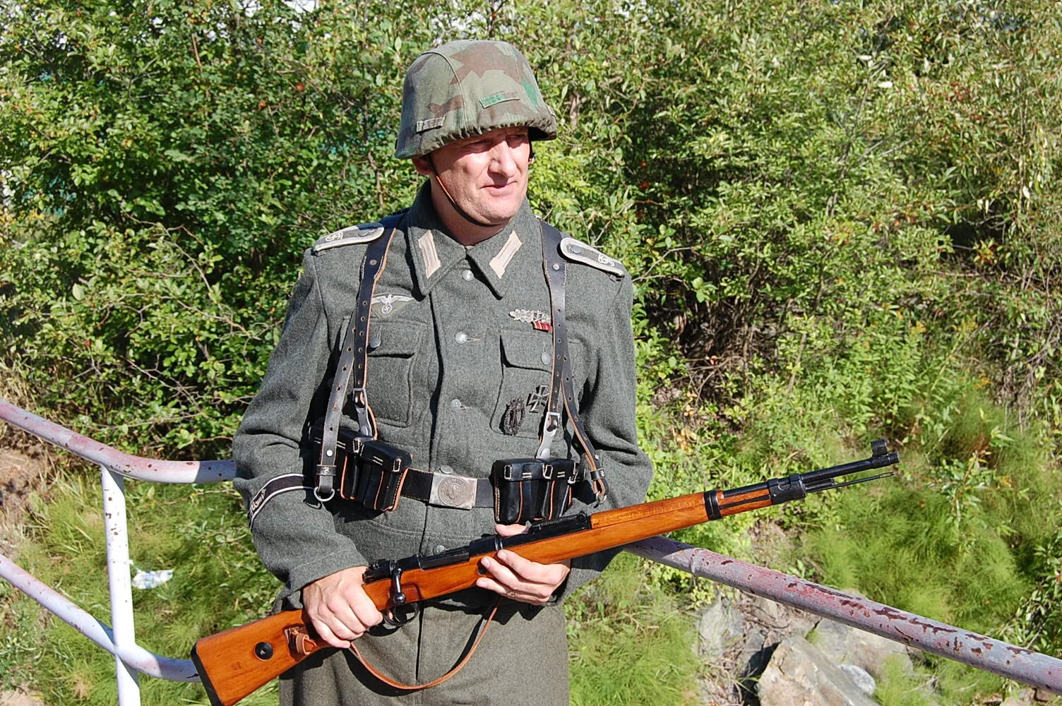 GD. Fuhrer Grenadier Div. Utrofr  (24).JPG