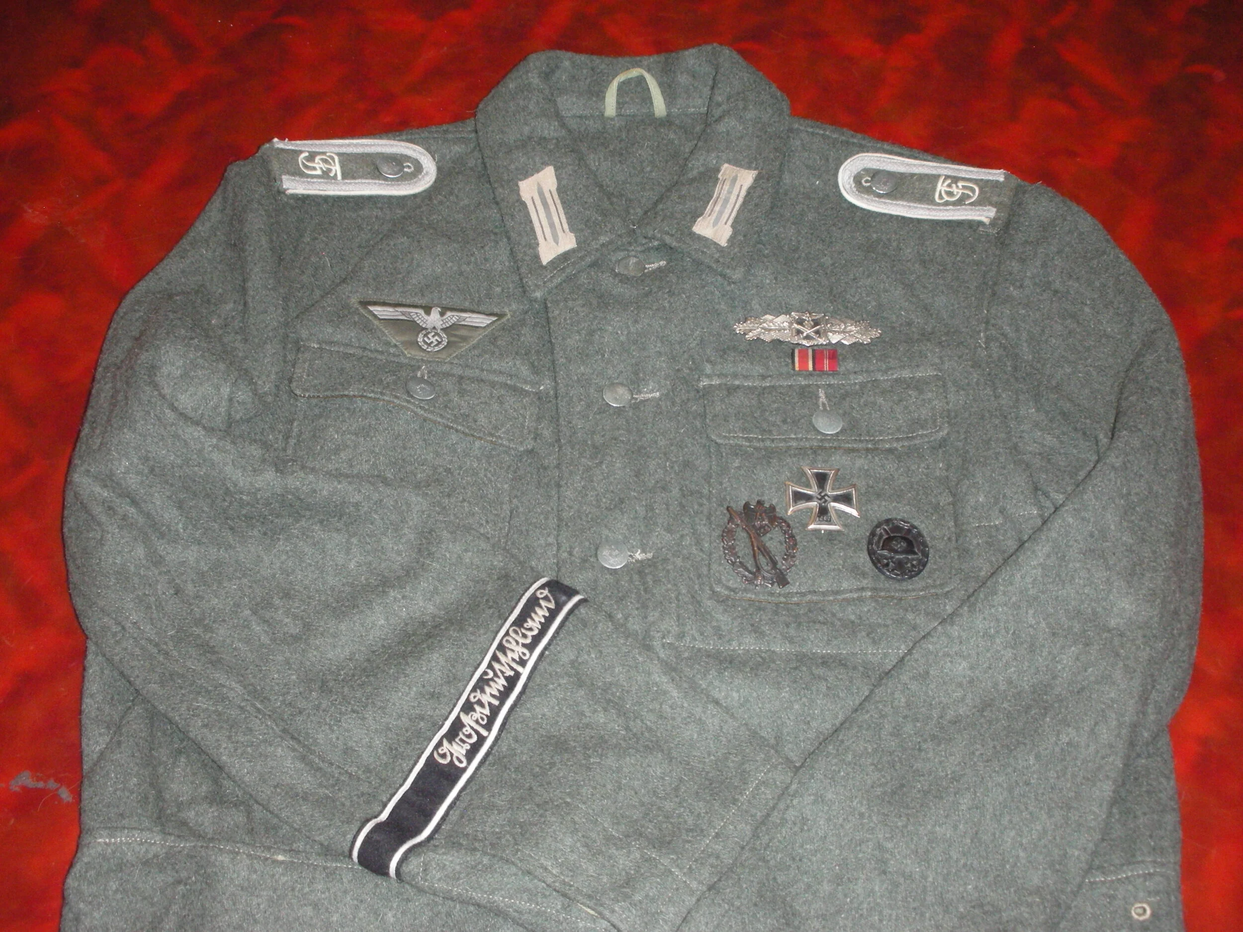 GD. Fuhrer Grenadier Div. Utrofr  (34).JPG