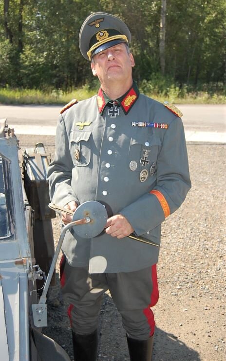 HA. General Brg. walking out uniform (418).JPG