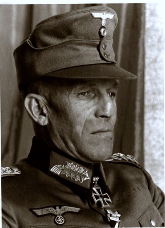 Gibirg.Gen. Hans Karl Christian Degan (White)  (61).jpg