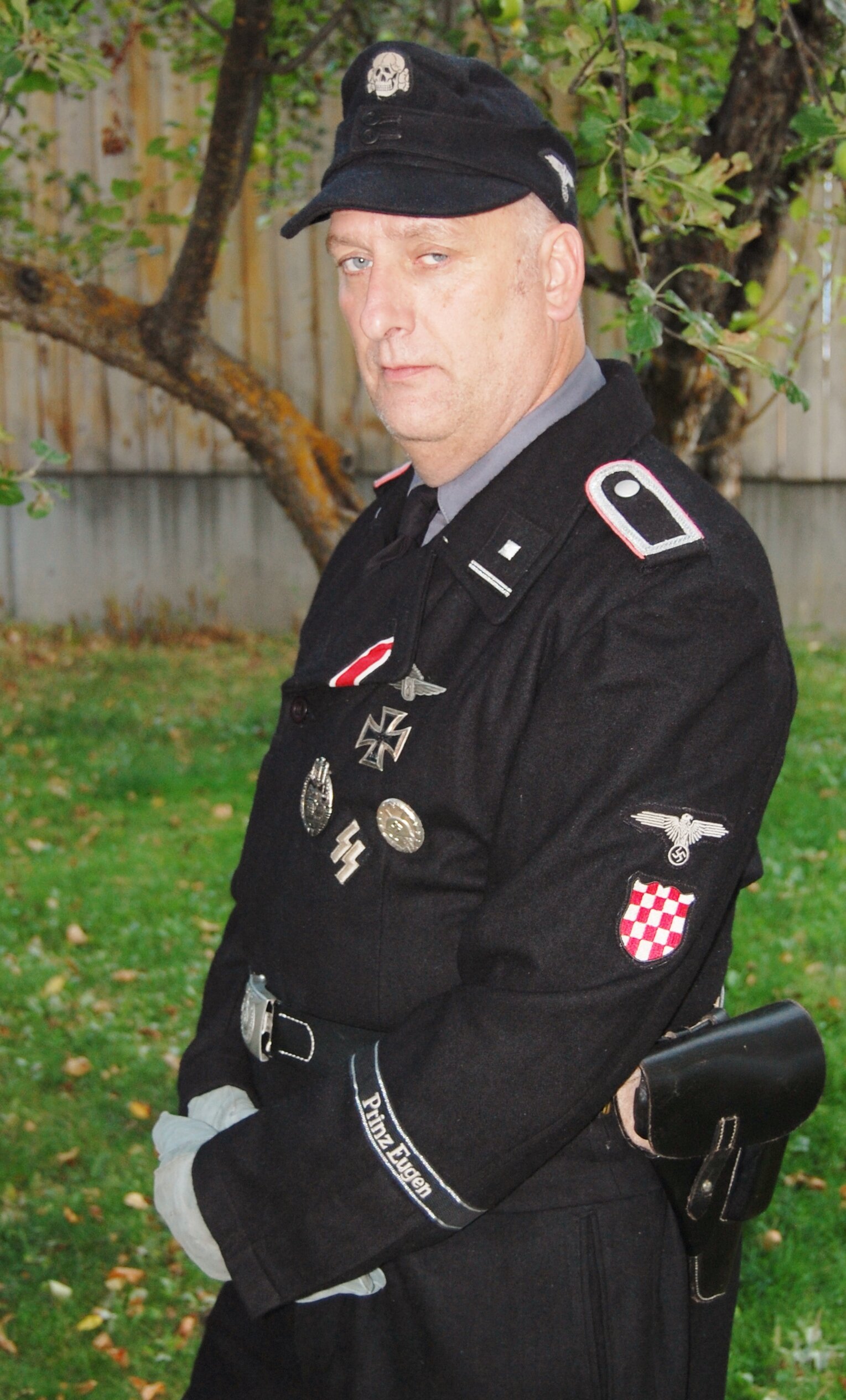Prinz Eugan Pz. Officer (56).JPG
