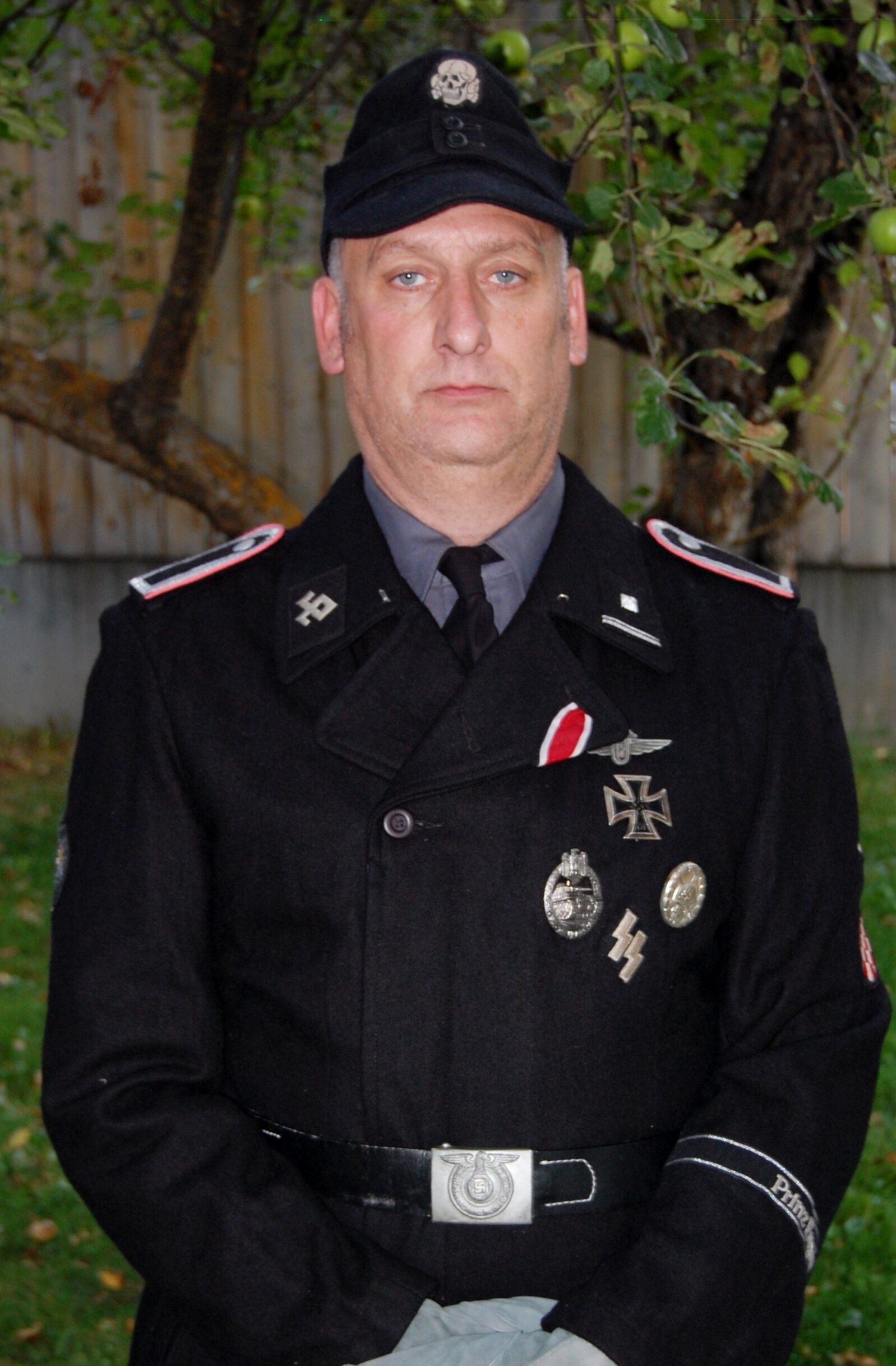 Prinz Eugan Pz. Officer (15).jpg