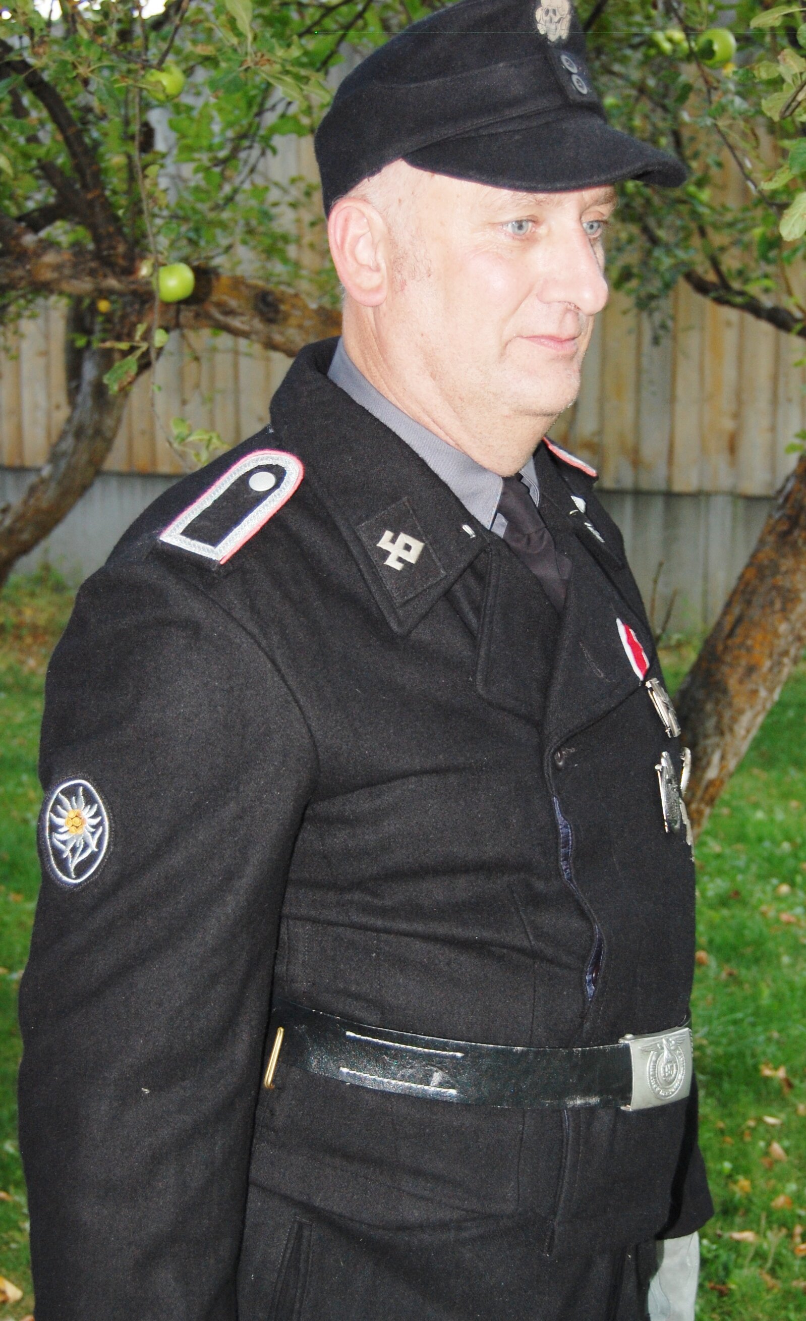 Prinz Eugan Pz. Officer (57).JPG