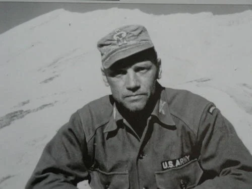 larry thorne us army.jpg