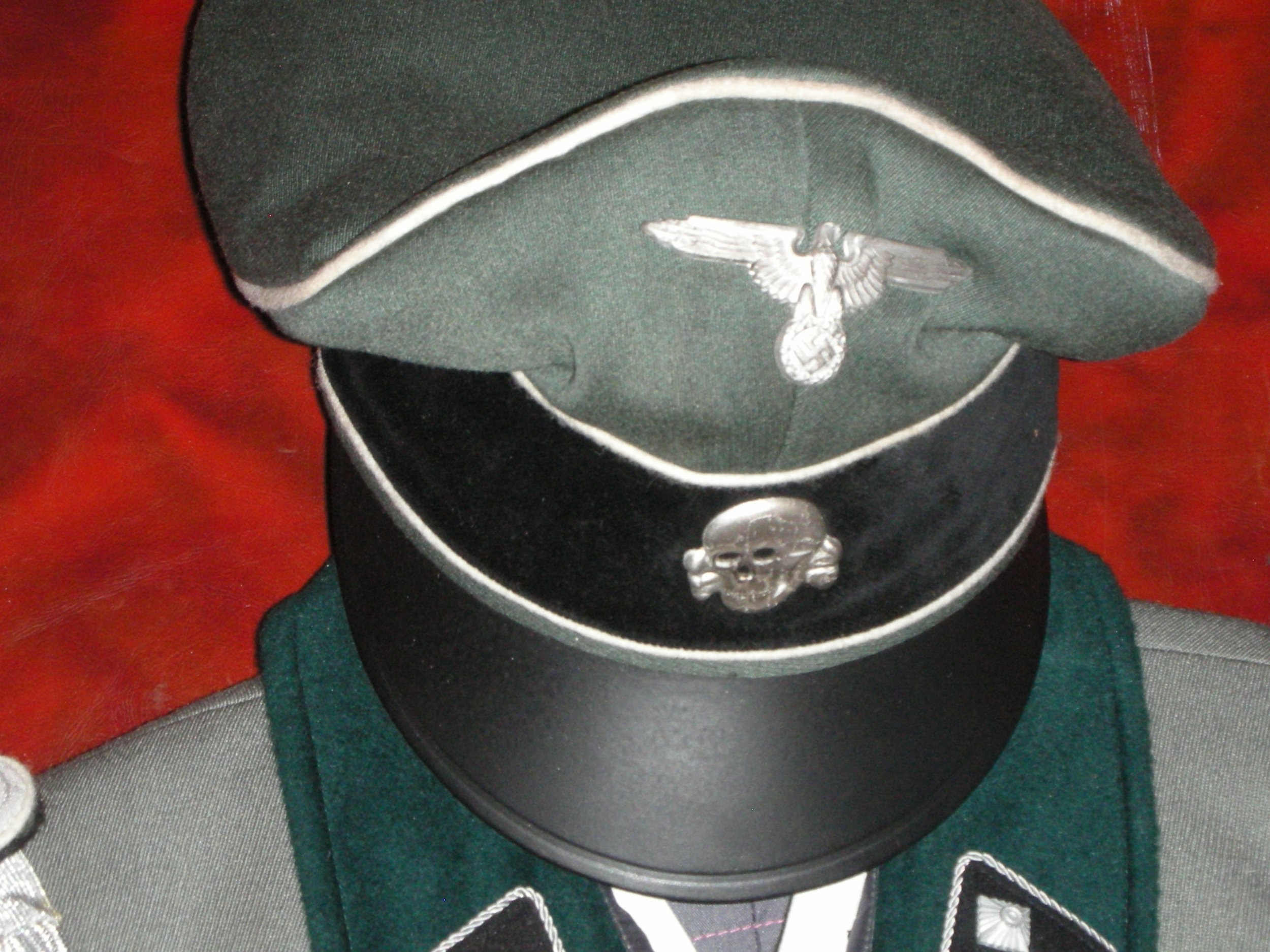 SS. Germania Div. Officer Dress Uniform (35).JPG
