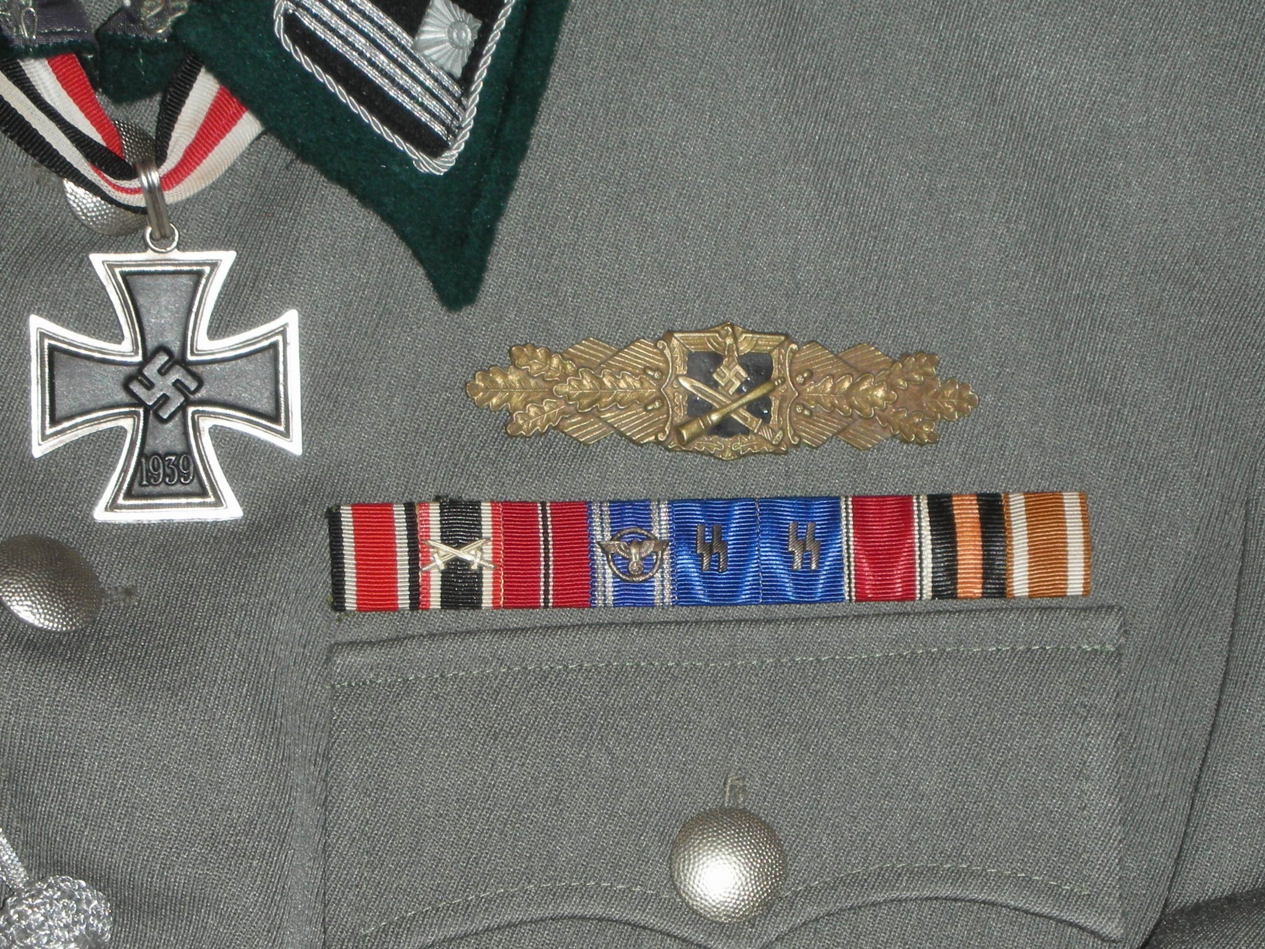 SS. Germania Div. Officer Dress Uniform (10).JPG