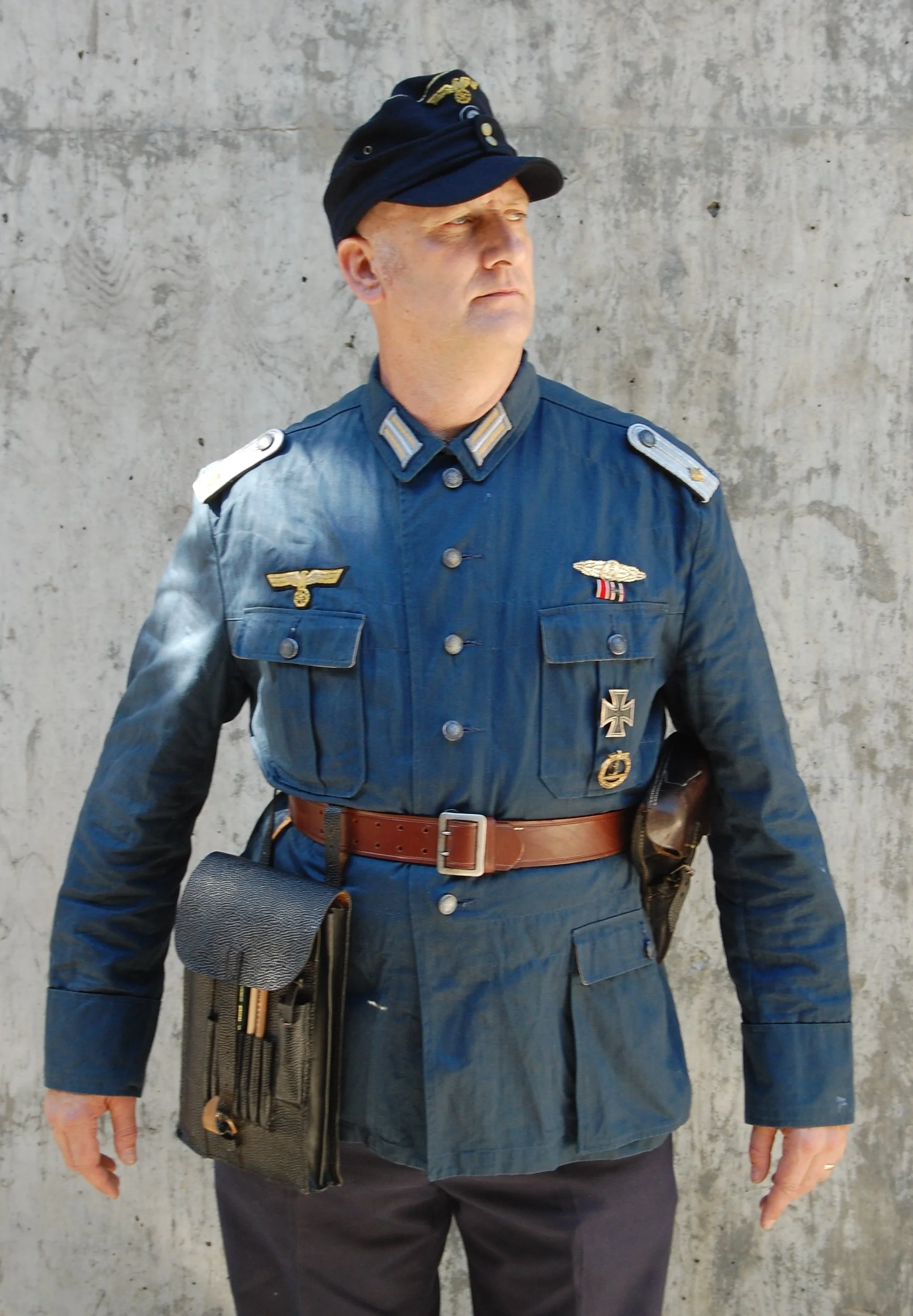 Kriegsmarine .Inf.Btln. Kpt.Lt. ex-U-boot Officer (1).JPG