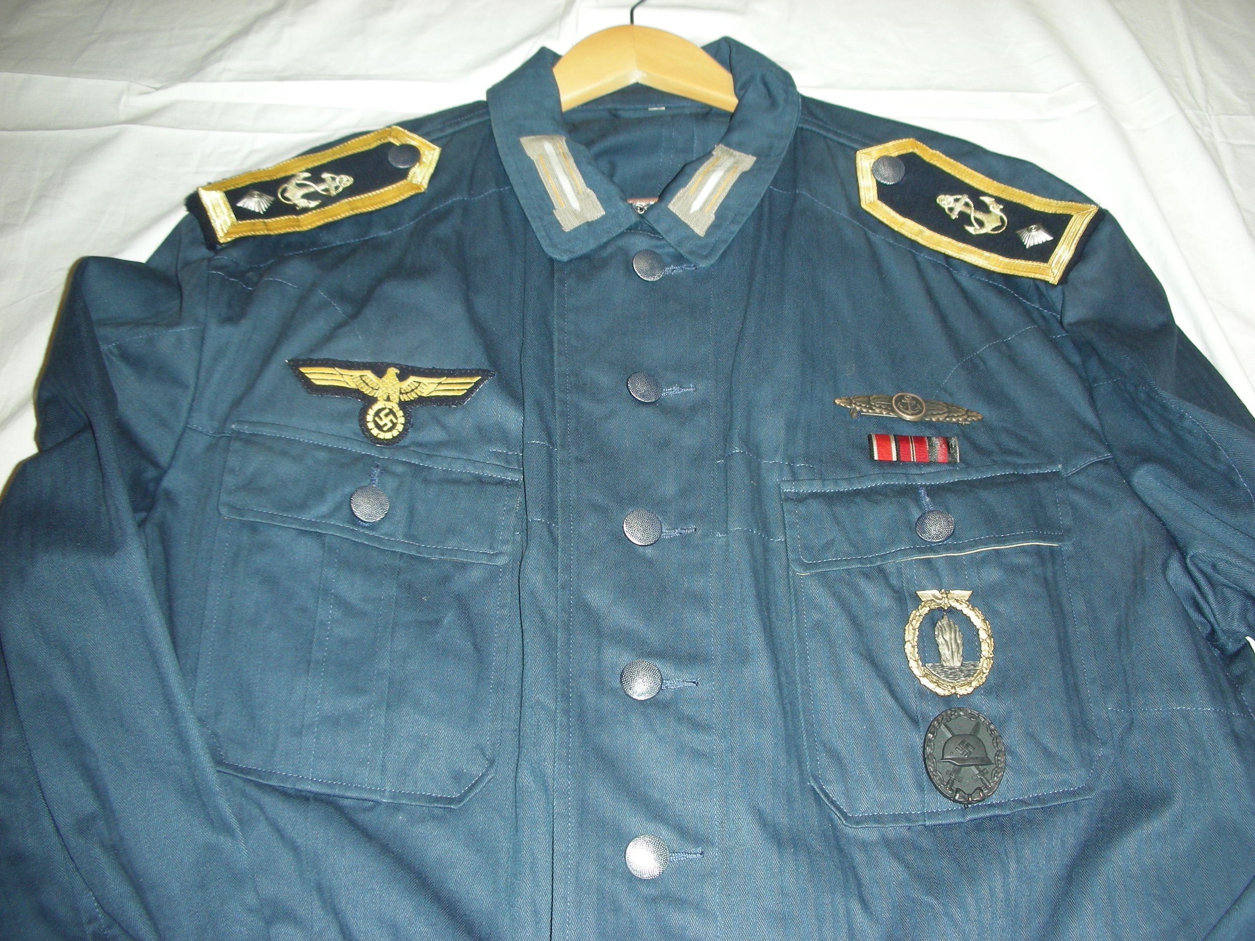 Kriegsmarine .Inf.Btln. Kpt.Lt. ex-U-boot Officer (39).JPG