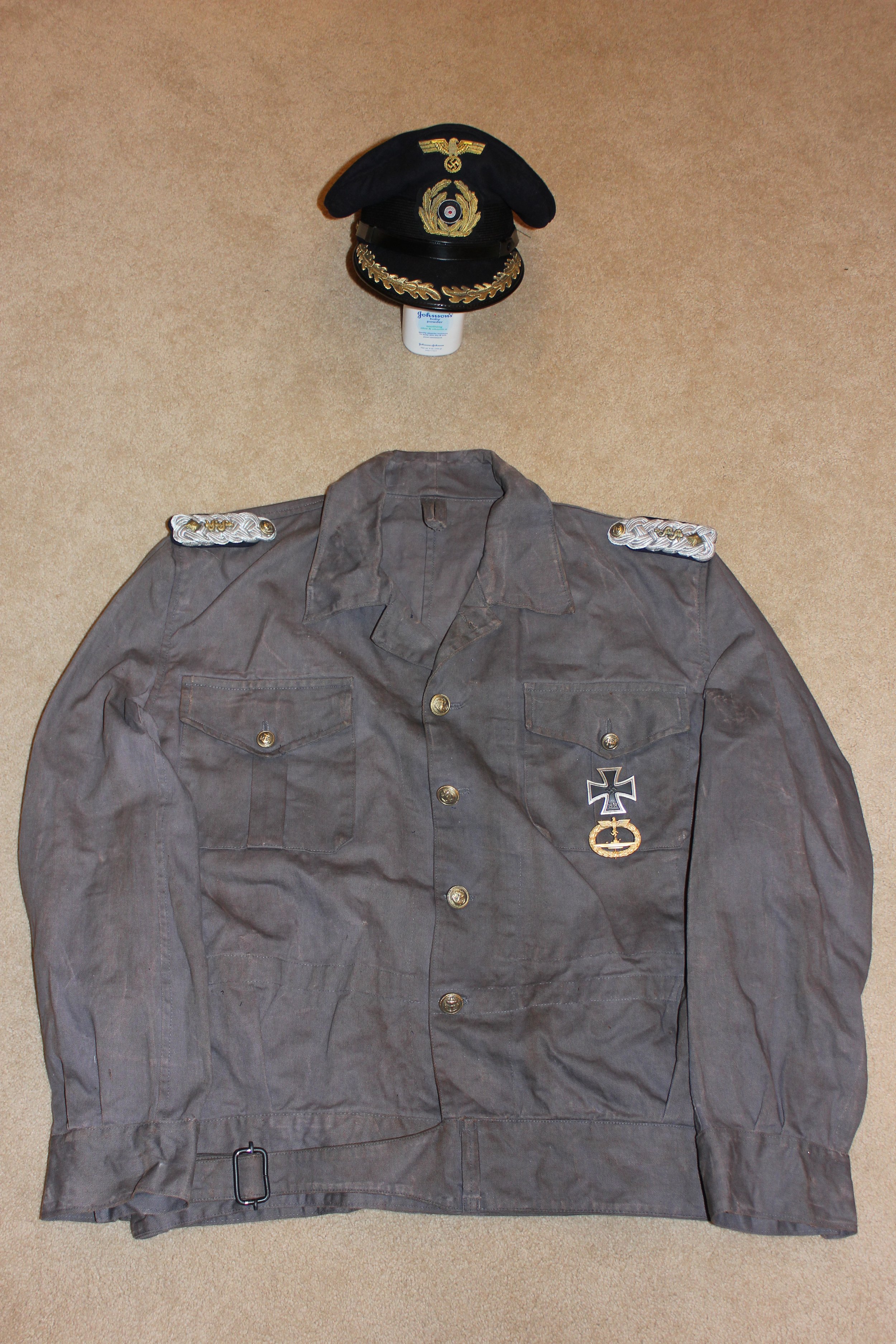 KM U862 Officer (4).JPG