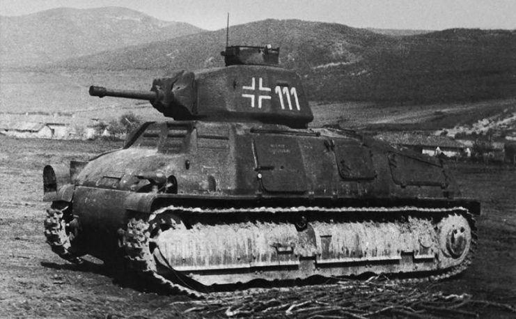 german-somua-s-35-number-111-of-the-panzer-regiment-204-crimea-1942-741x458.jpg