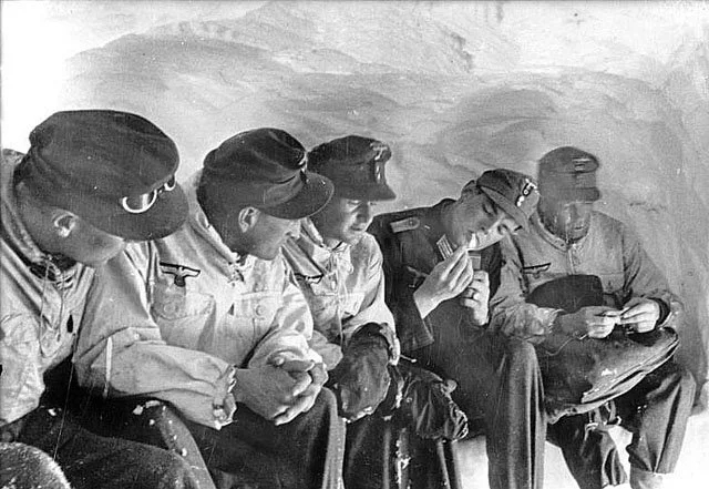 2fd4b669cf17cd6e27eda4328cbebd8a--ice-caves-troops.jpg