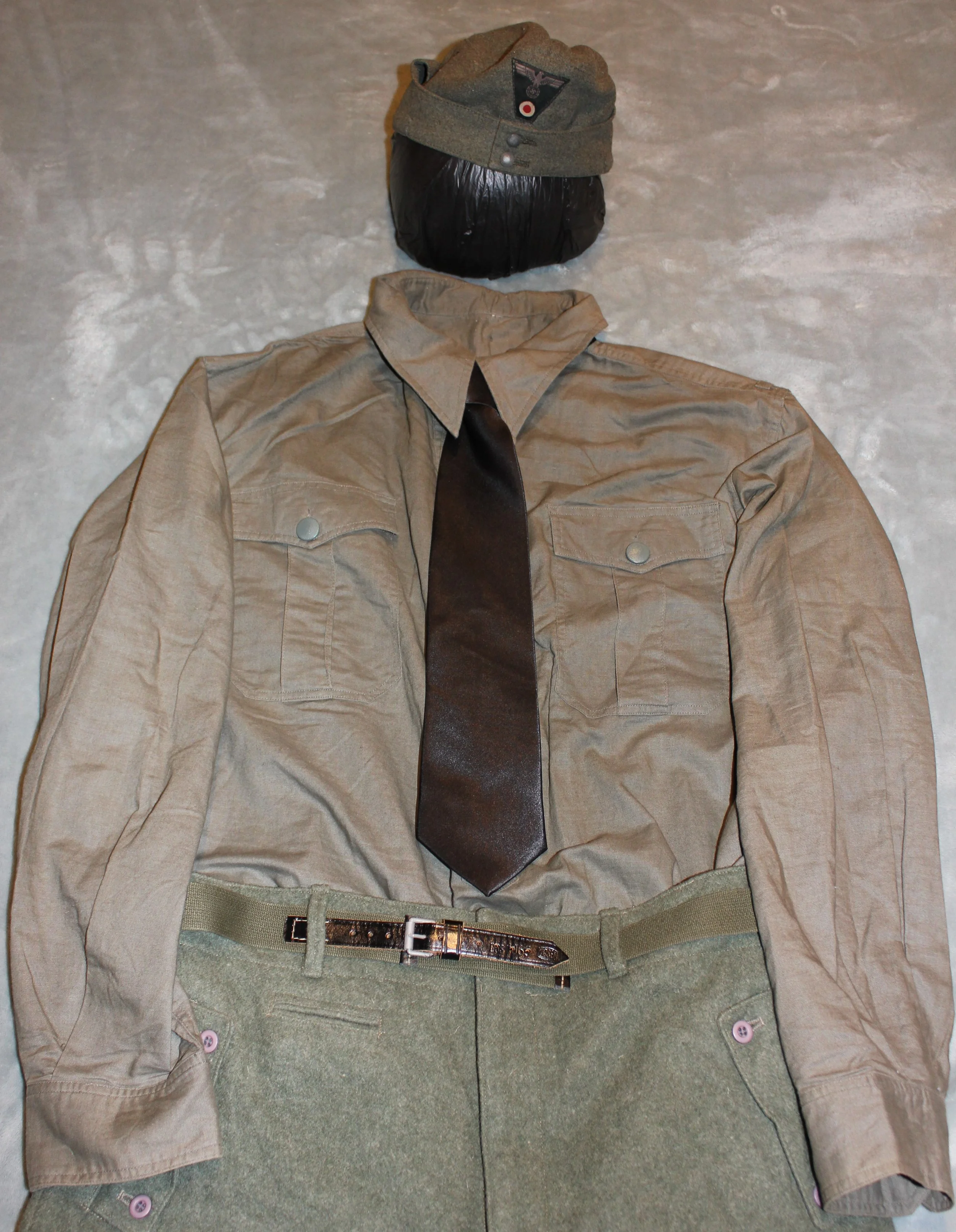 GrossDeutschland, Battle Uniforms: — The Military Mark