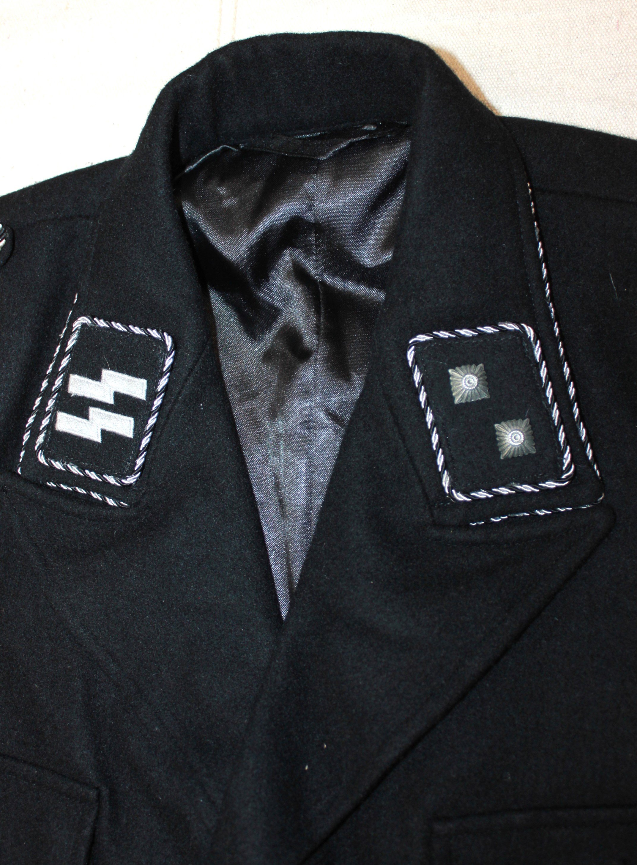 1SS.Div. LAH Black Dress Uniform (18).JPG