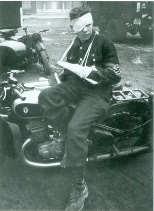 Der+Hitler+Jingen+(4).jpg