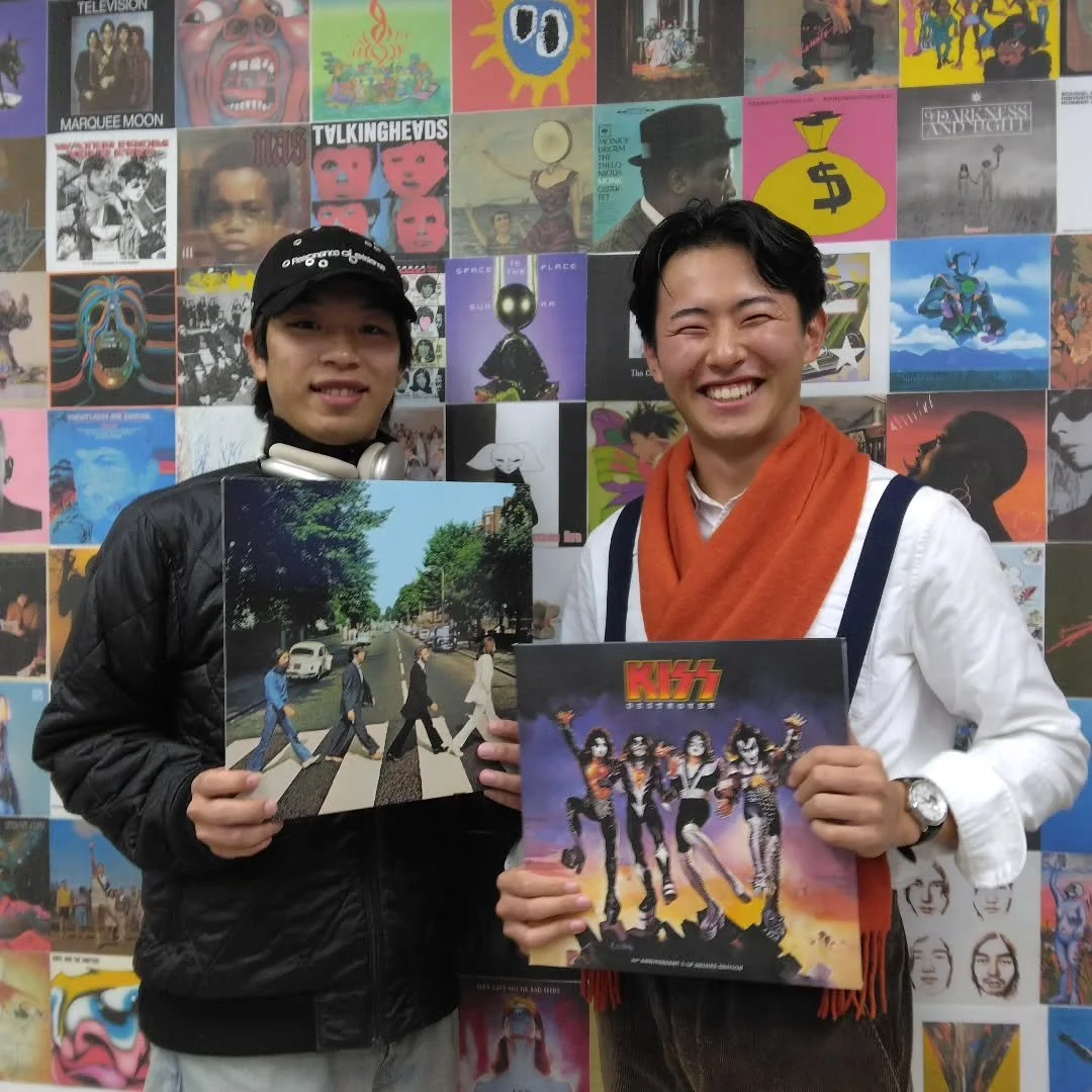 * The Beatles &ndash; Abbey Road (1969)

Kiss &ndash; Destroyer (1976)