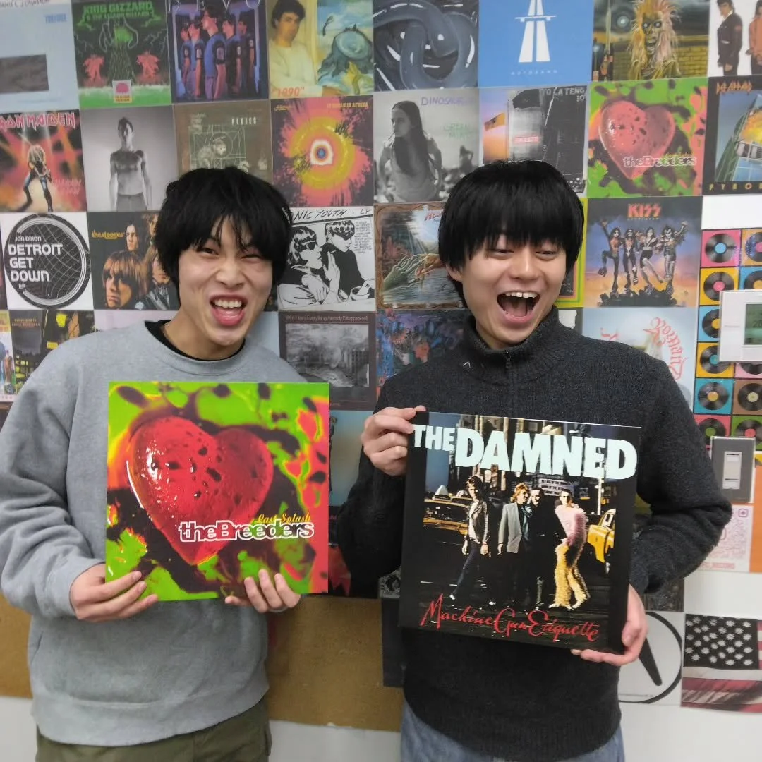 * Breeders &ndash; Last Splash (1993)

The Damned &ndash; Machine Gun Etiquette (1979)