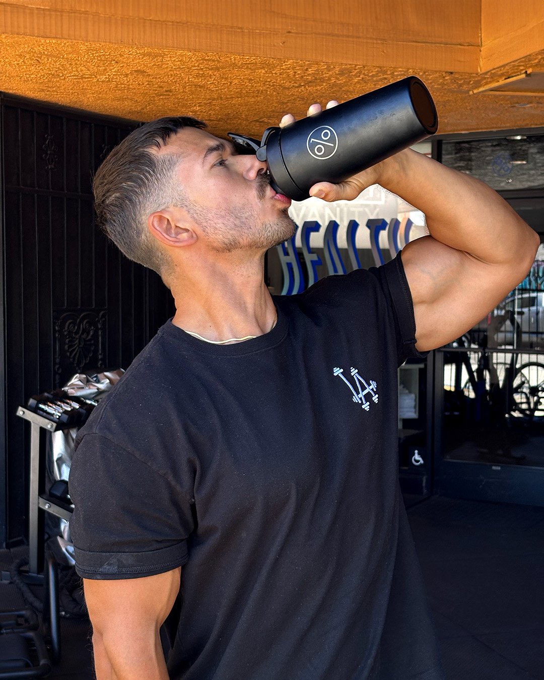 shakerbottle.jpg