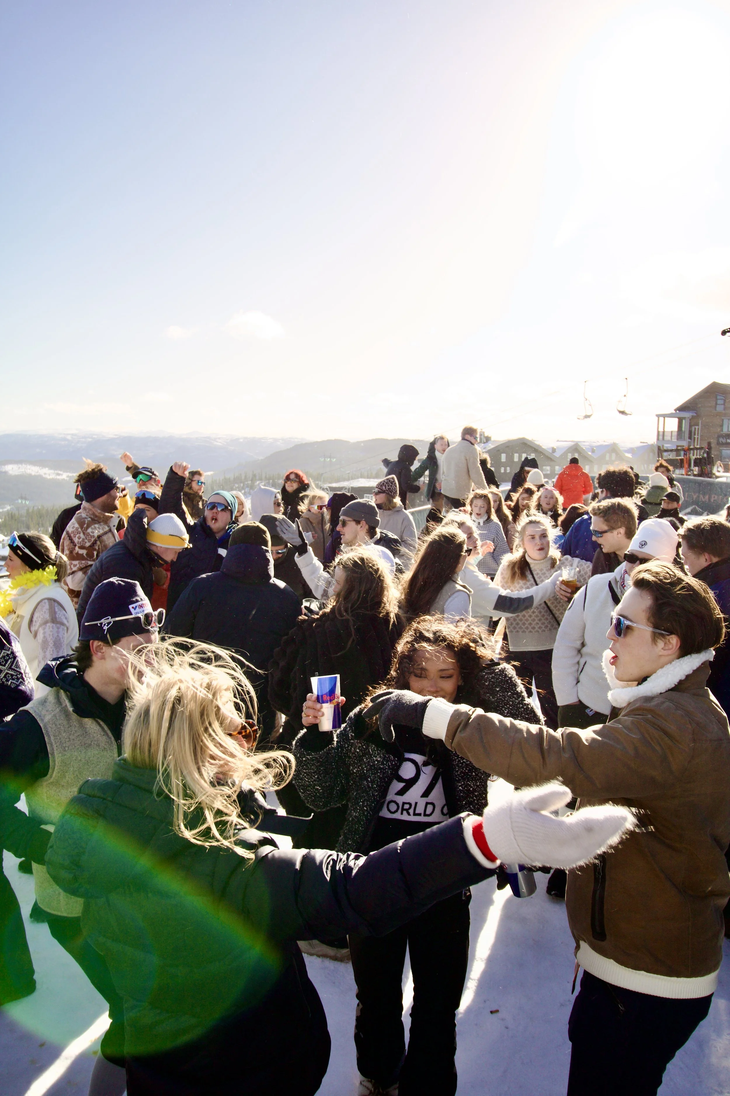 SEASON FINALE APRÈS-SKI!