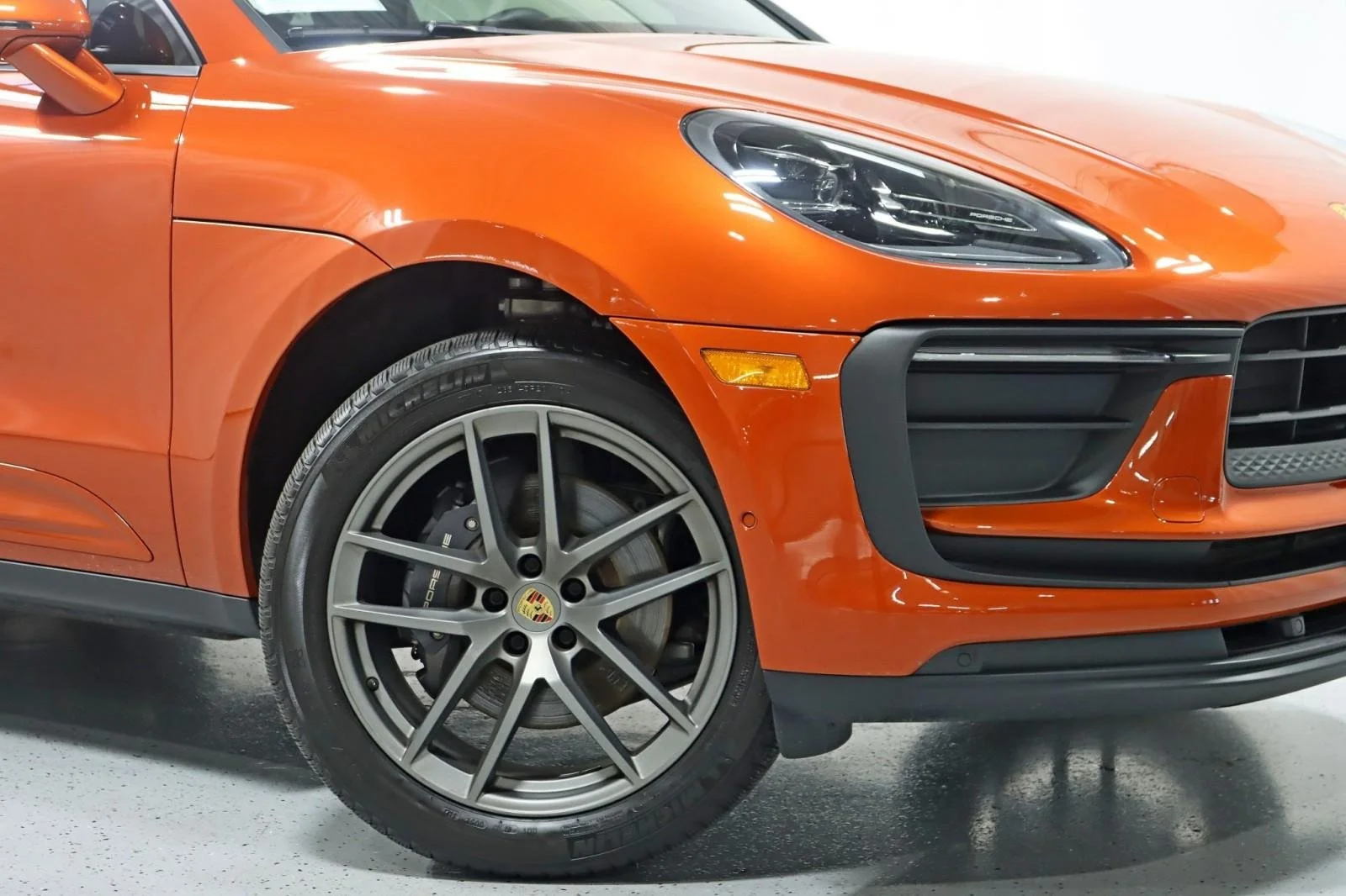 Zerosa-Luxury-Car-Rental-YVR-Porsche-Macan4.jpg