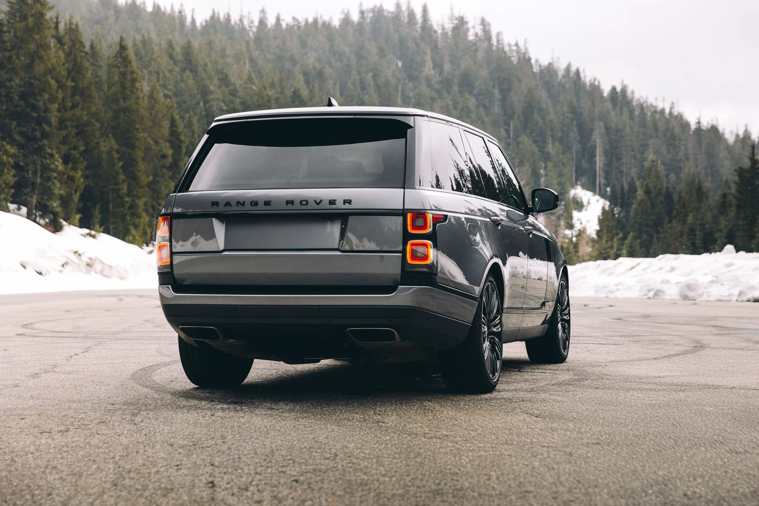 Range Rover Luxury SUV rental in Vancouver, Canada — ZEROSA LUXURY
