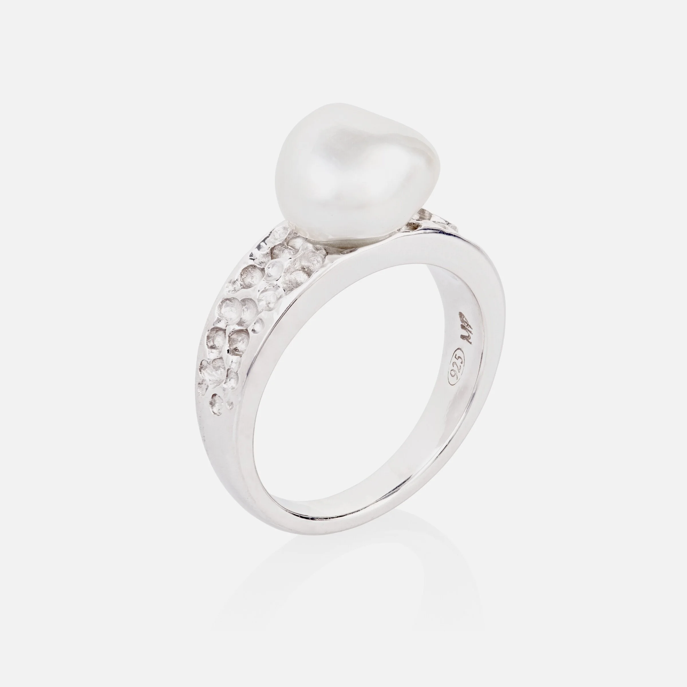 ring1_1.jpg
