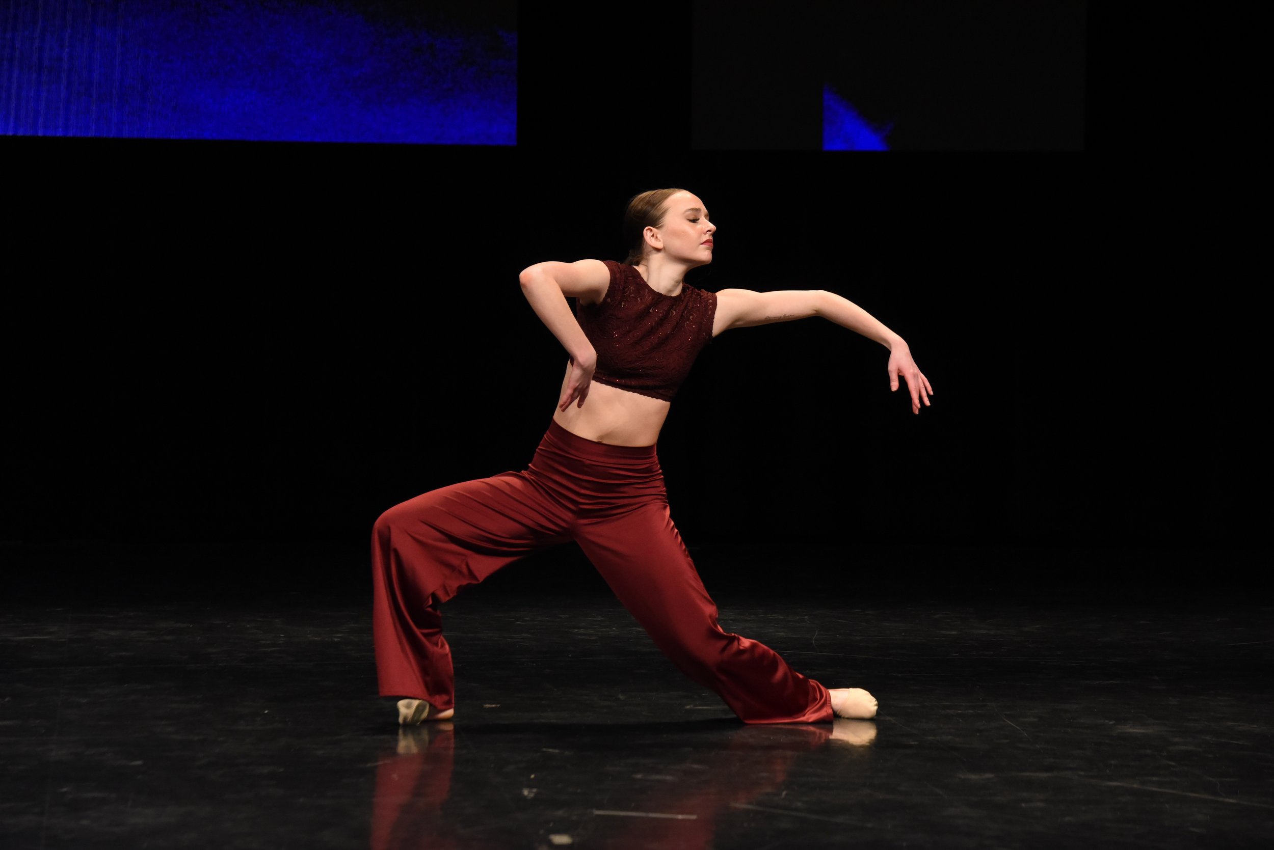 Sienna Allen - Simon Fraser University Dance Program
