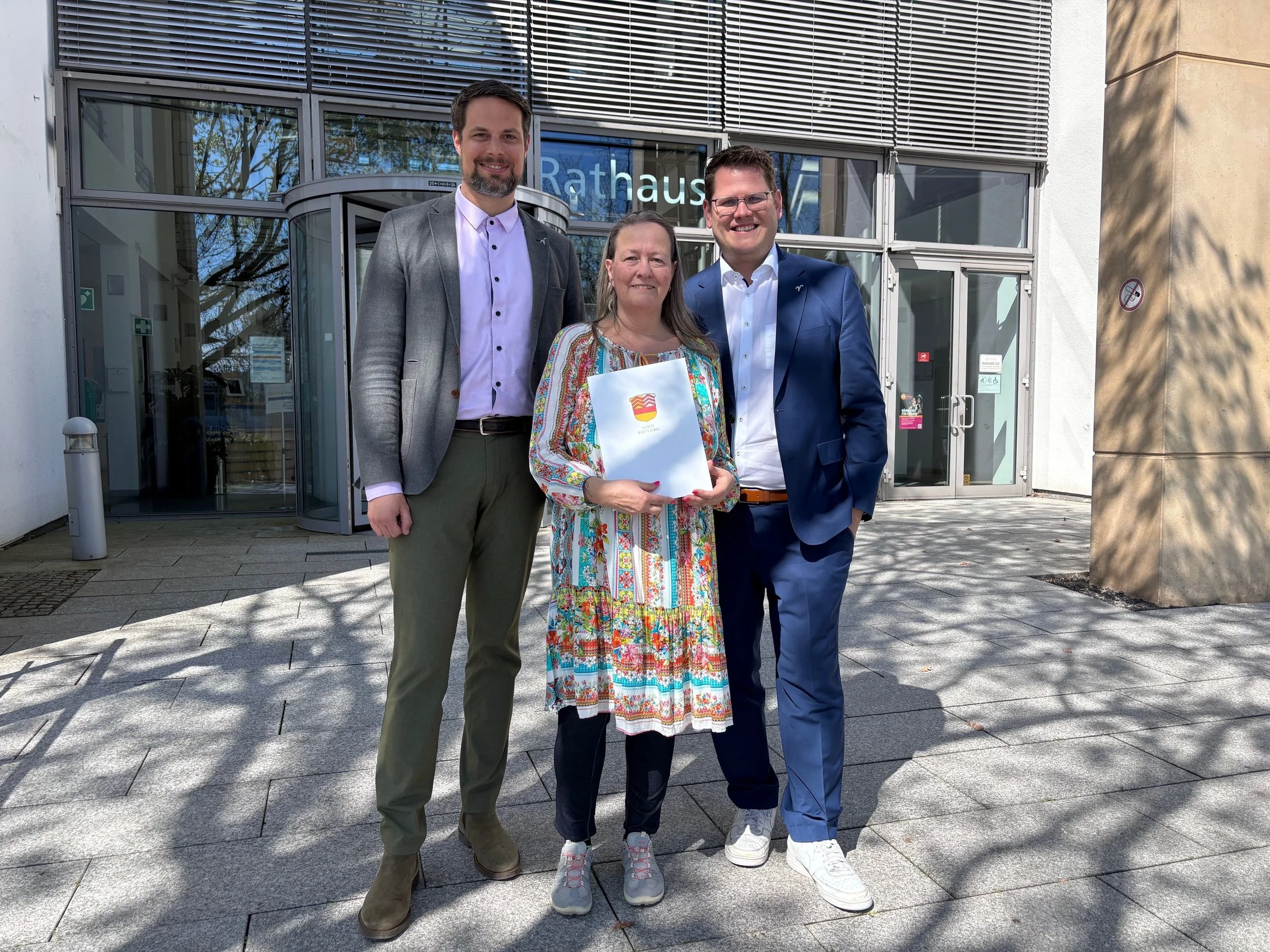 „Die gute Seele verlässt das Rathaus“ – Fachdienstleiterin Elke Bär geht in den wohlverdienten Ruhestand