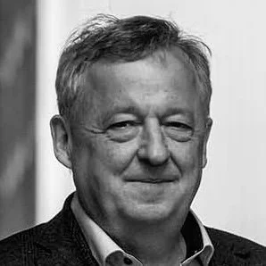 Plinius Labs - Roland Vanhoegaerden