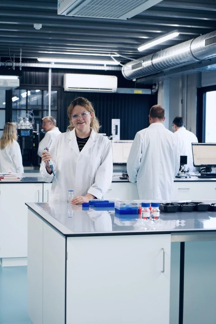 How independent laboratories bridge the gap between academics and practical applications