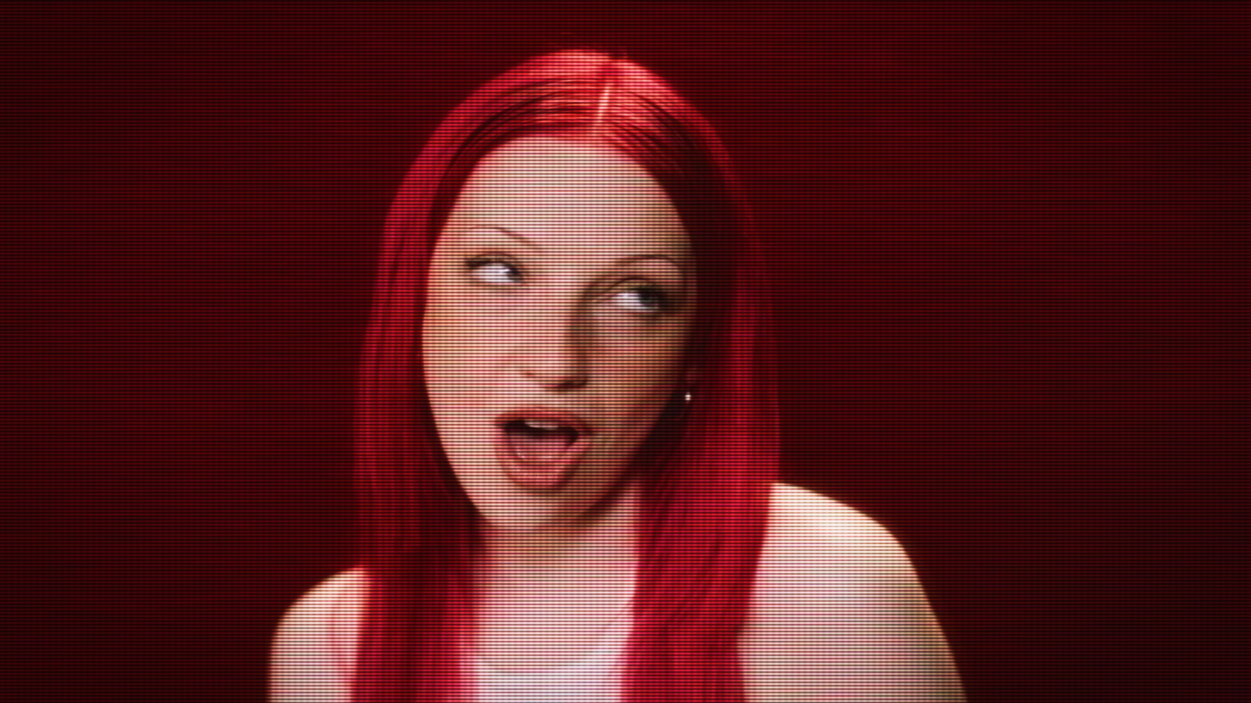 SOPHIE HORIZONTAL CUTDOWNS.00_02_18_24.Still024.png