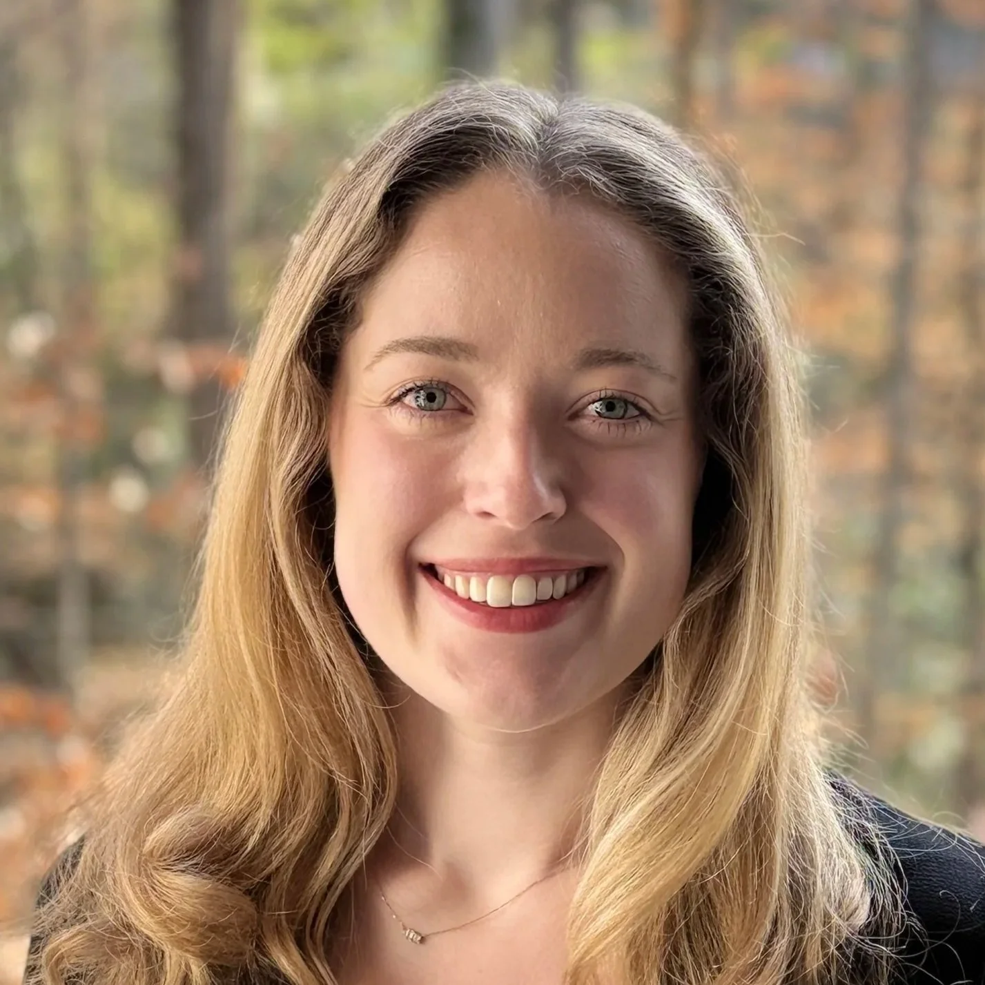 Headshot of Caitlin Mannering