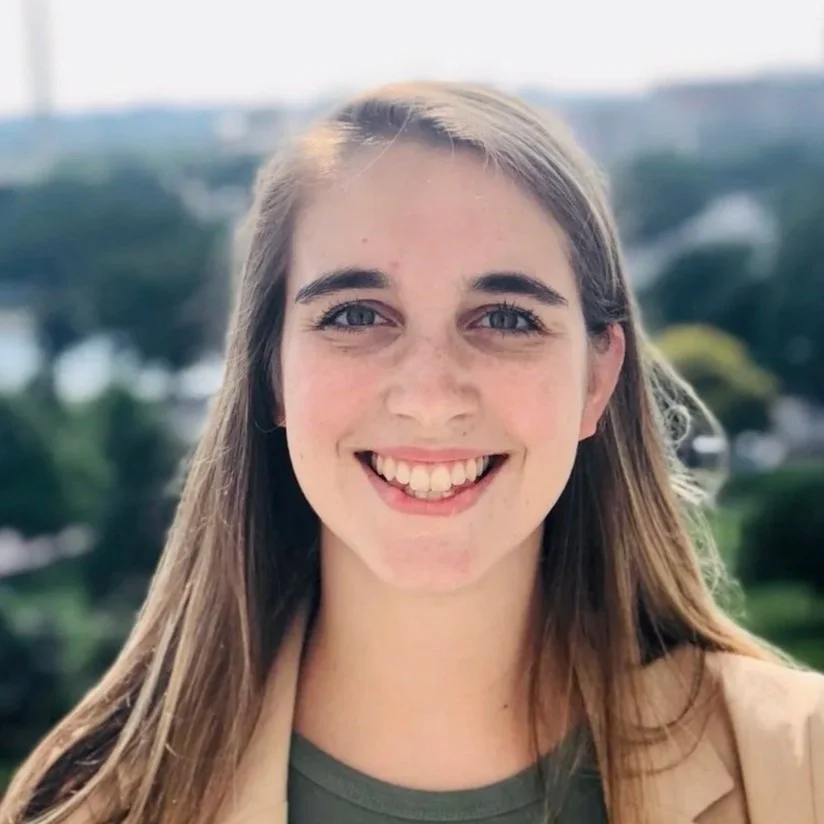 Headshot of Sydney Comstock