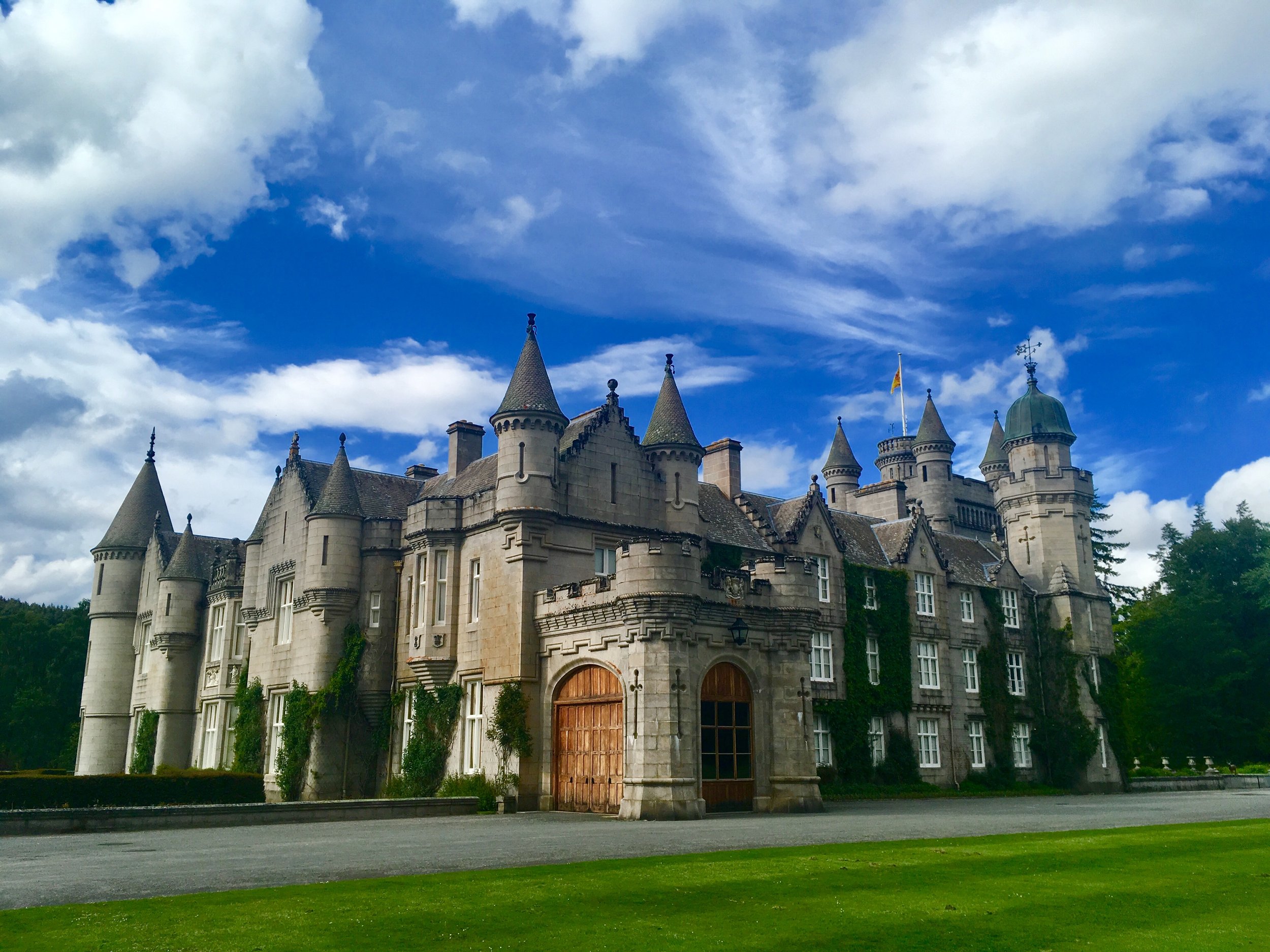 can you tour balmoral castle