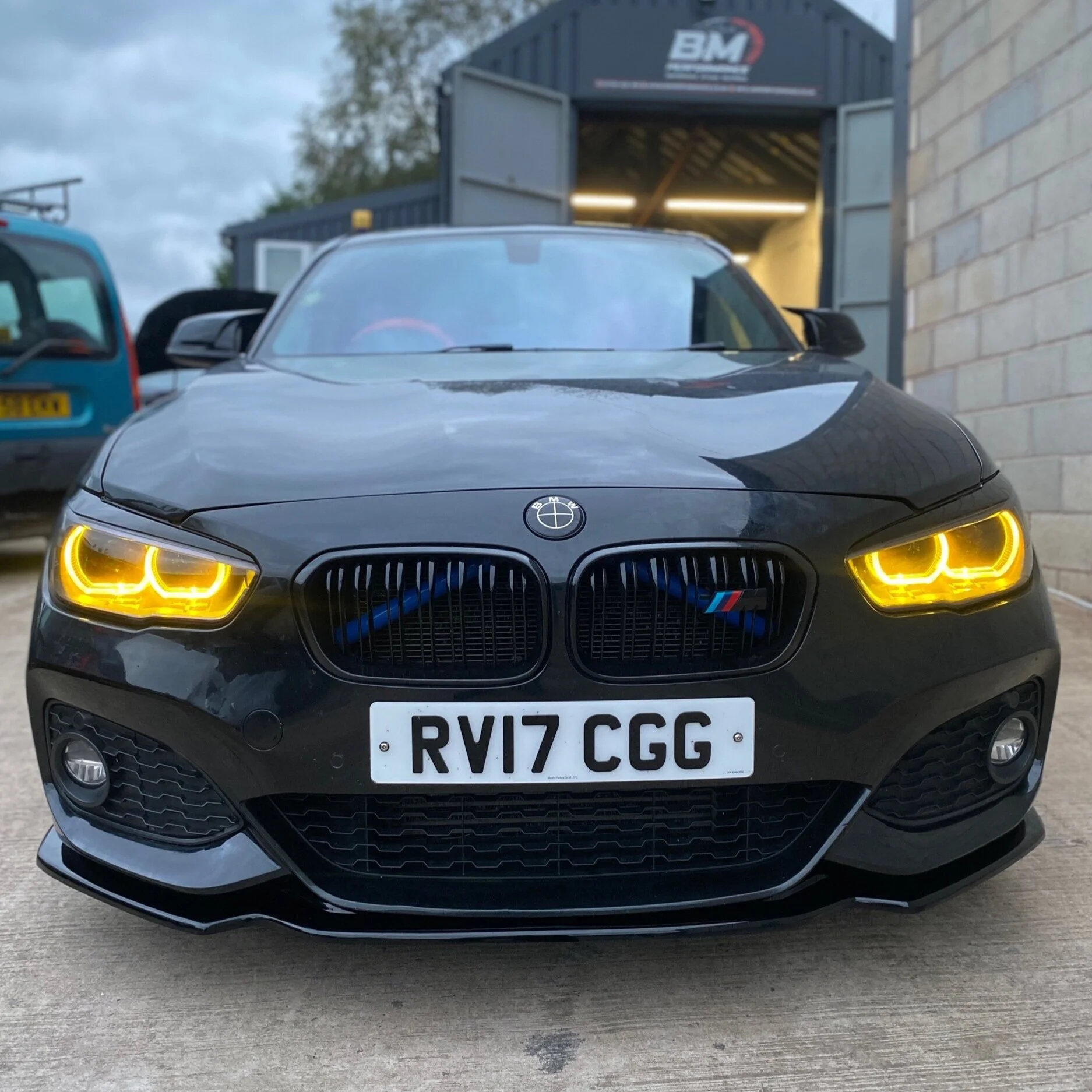 405835EB-1170-4F39-B3A6-9D408BB40086