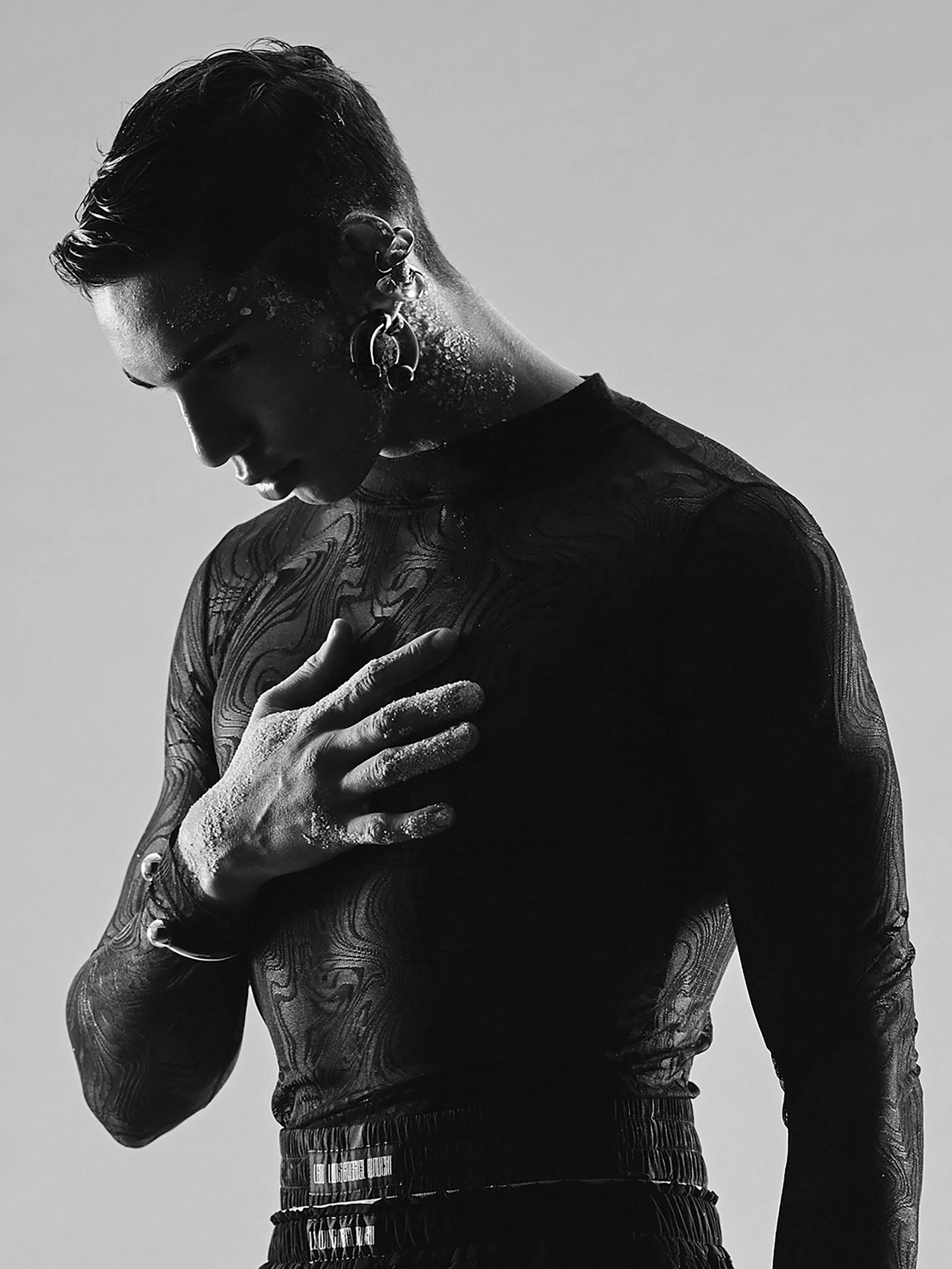 Kiska Lab_Abyss_earring_4.jpg