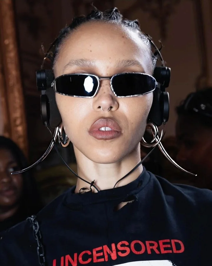 @fkatwigs spotted in Kiska Lab today in Paris
Styled by @billylobos in the Stinger Earrings, stacked with the Rogue and Tusk earrings 🖤 Afterglow is everything!