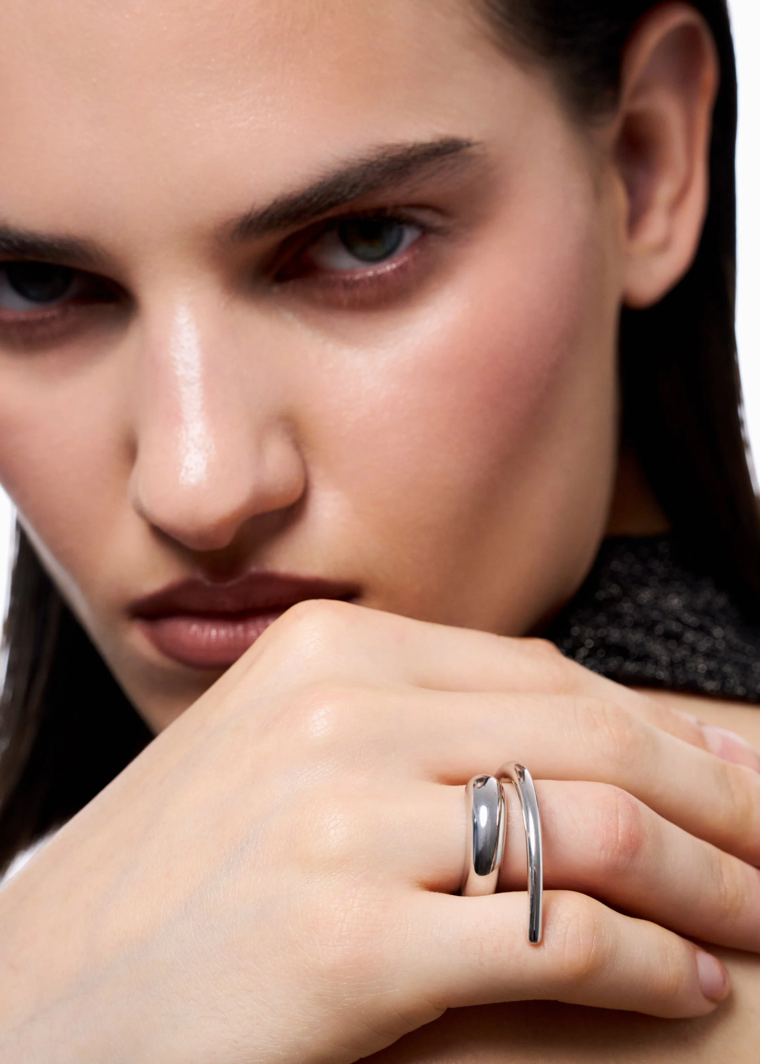 Kiska_Lab_Aurora_Ring_look2.jpeg