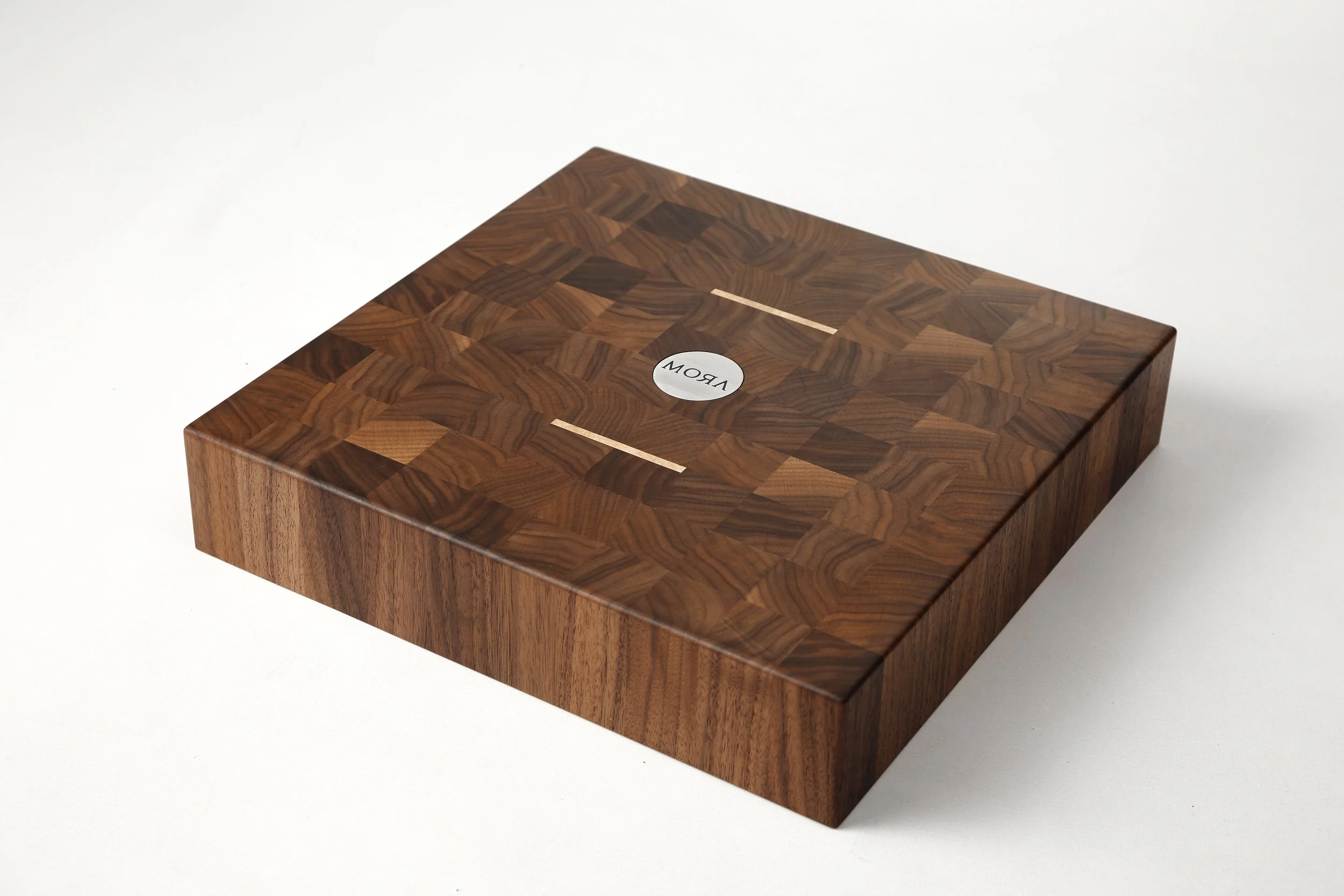 James Chopping Board_013.jpg