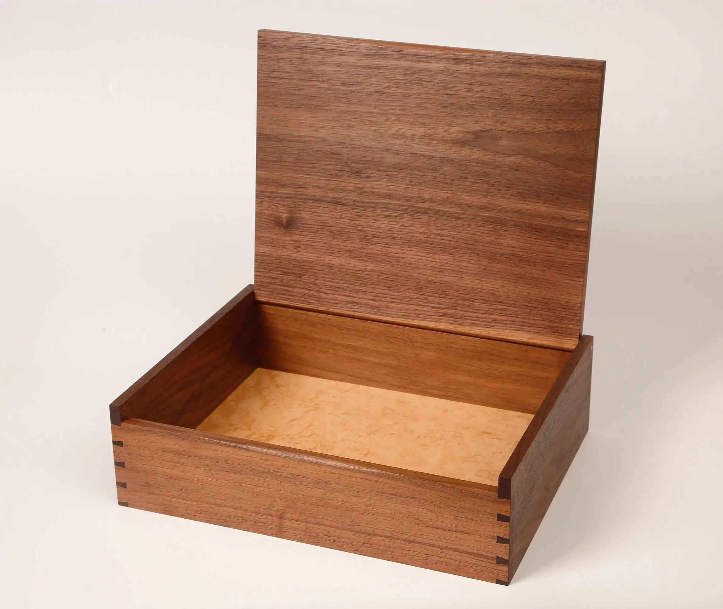 Phil+Box_006.jpg